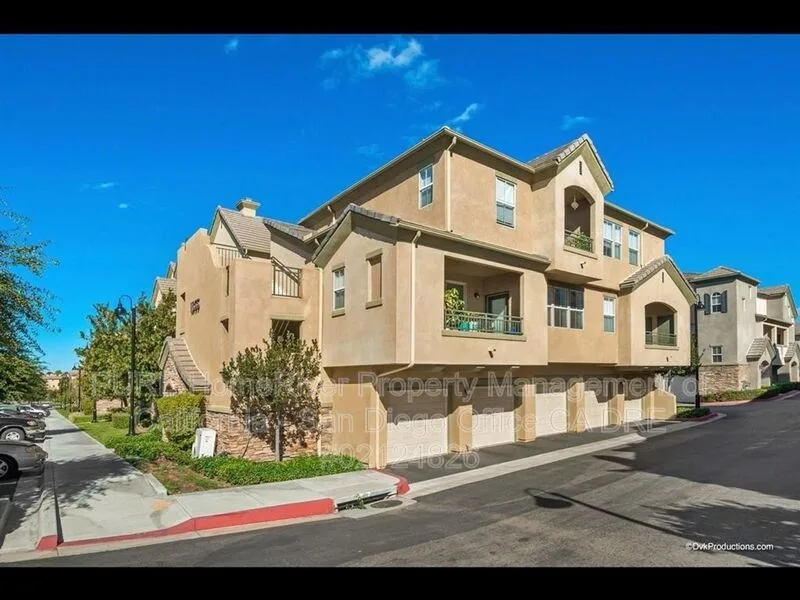 1338 Nicolette Ave photo 2