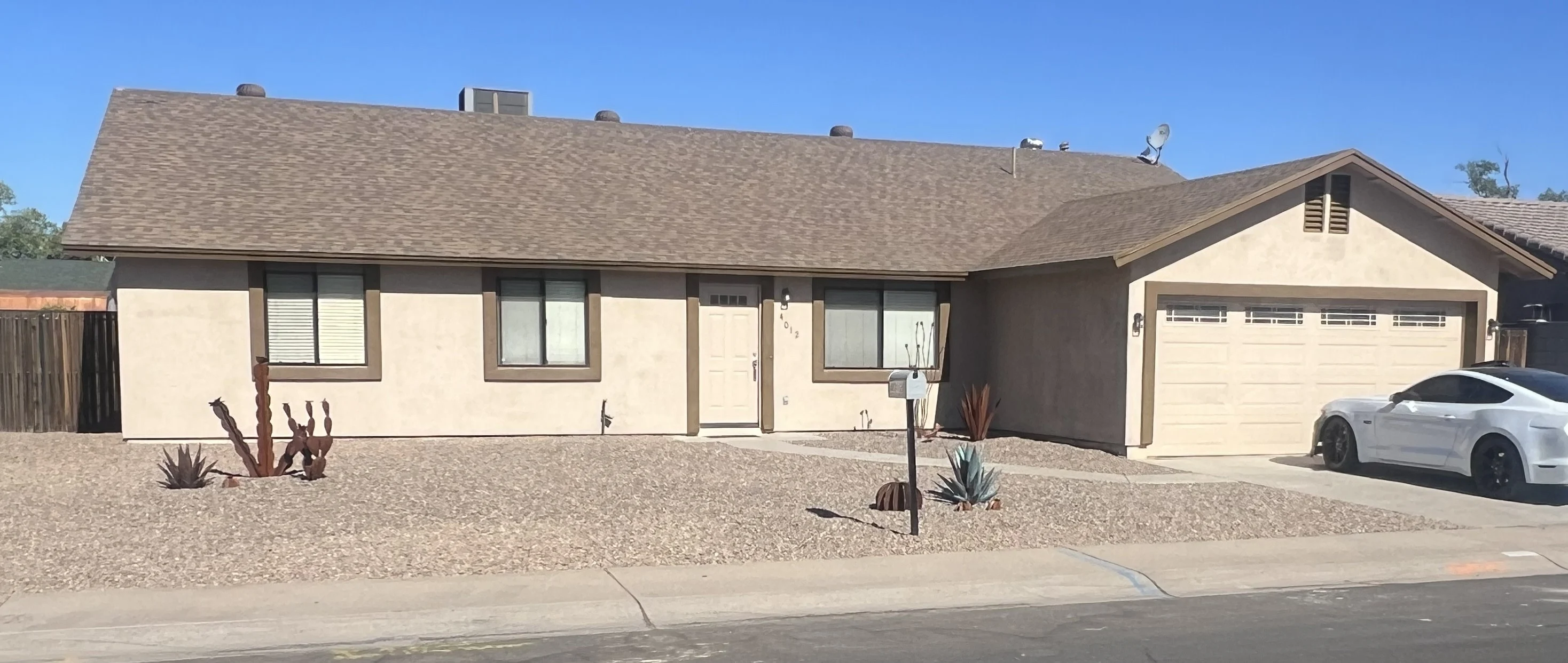 4012 N 86th Dr photo 2