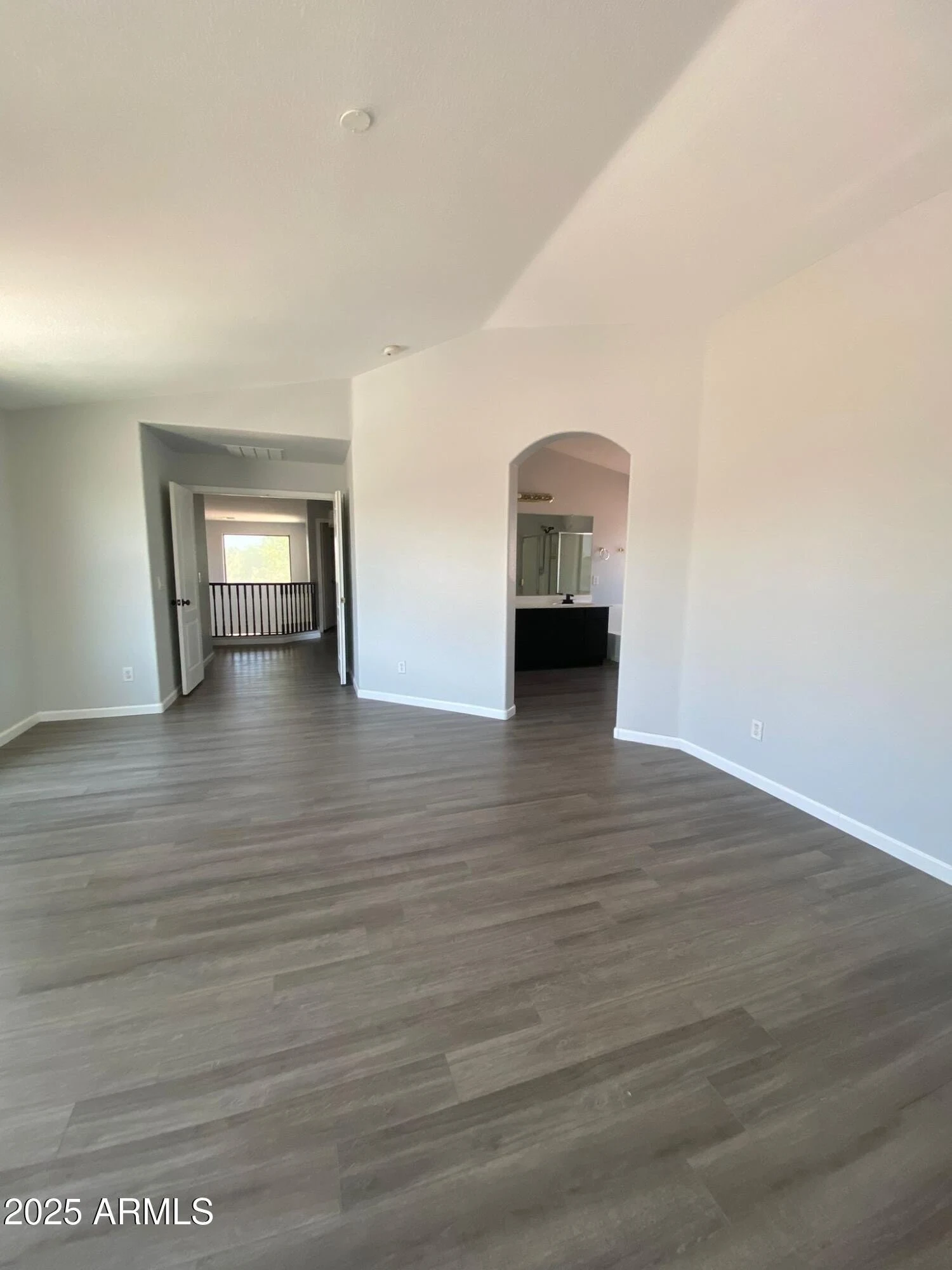 8402 S 48th Ln Phoenix, AZ 85339 photo 3