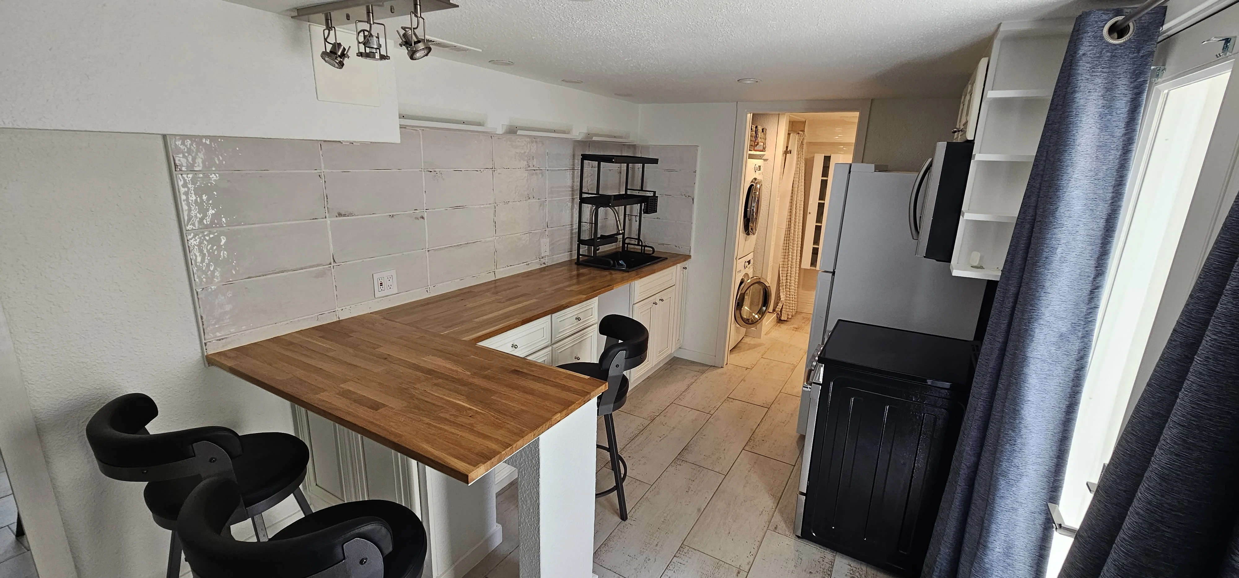 2469 Borax Dr photo 2