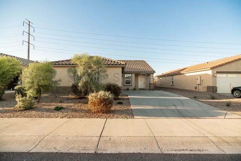 24516 W Pima St Buckeye, AZ 85326 photo 2