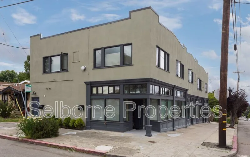 5208 Fleming Ave