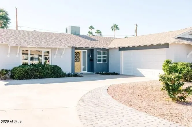 8525 East Sandalwood Drive, Scottsdale, AZ 85250 photo 2