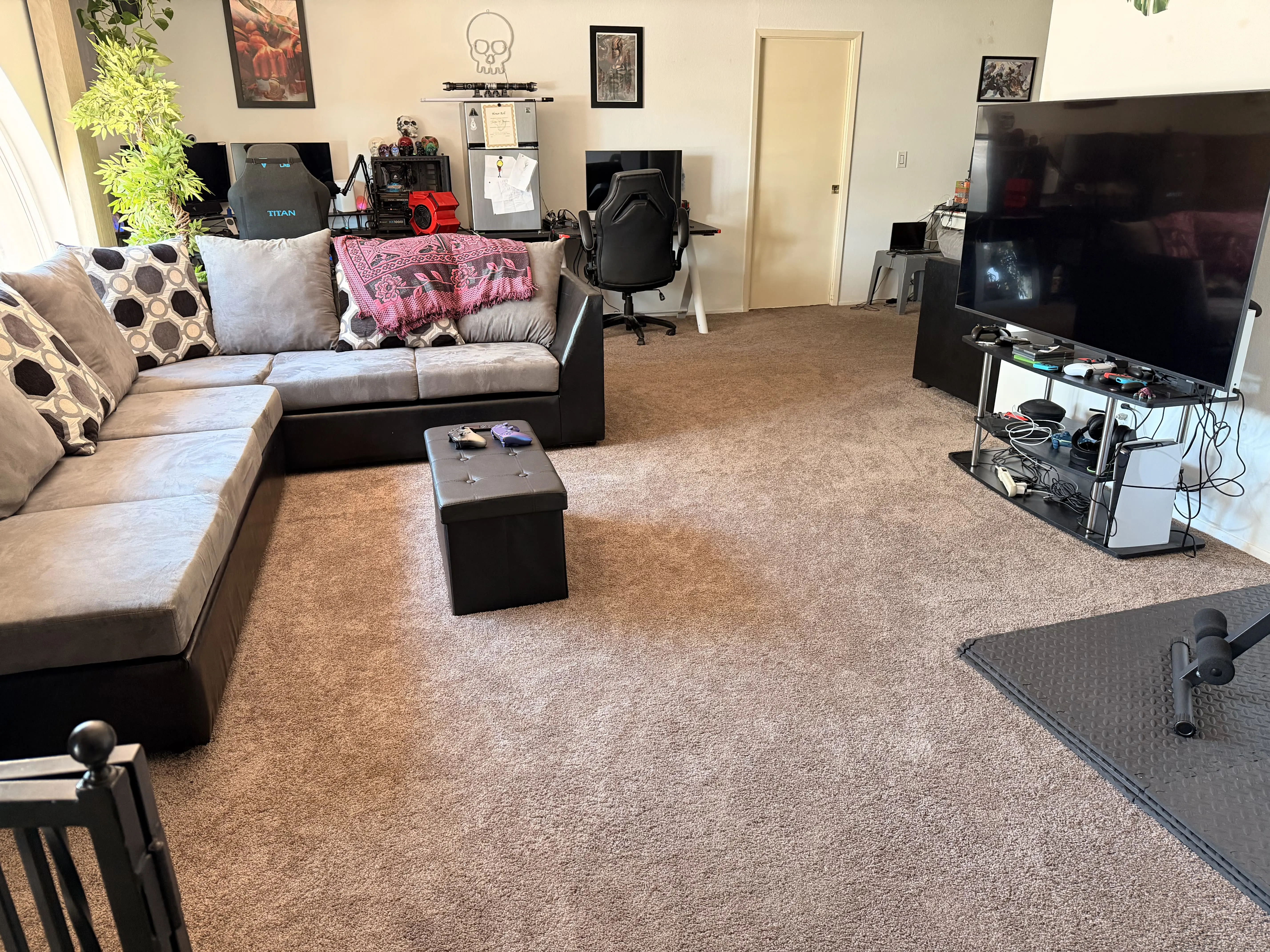 5250 West Harmont Drive photo 3