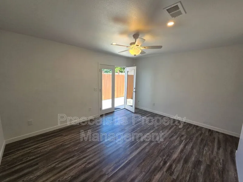 1078-A Fuchsia Lane photo 3