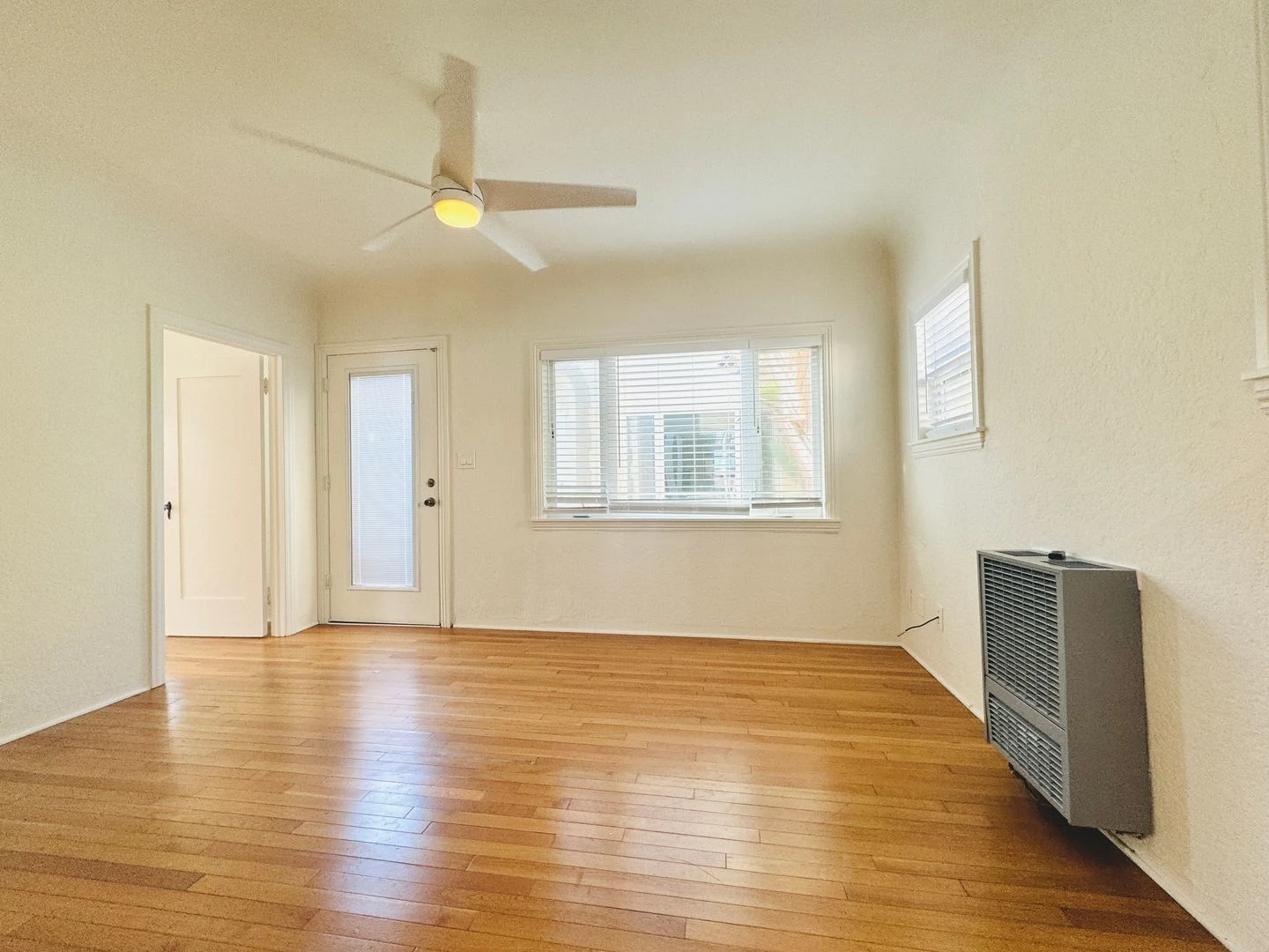 1BD/1BA North Park Bungalow Available! - Only $1,995/mo! photo 4