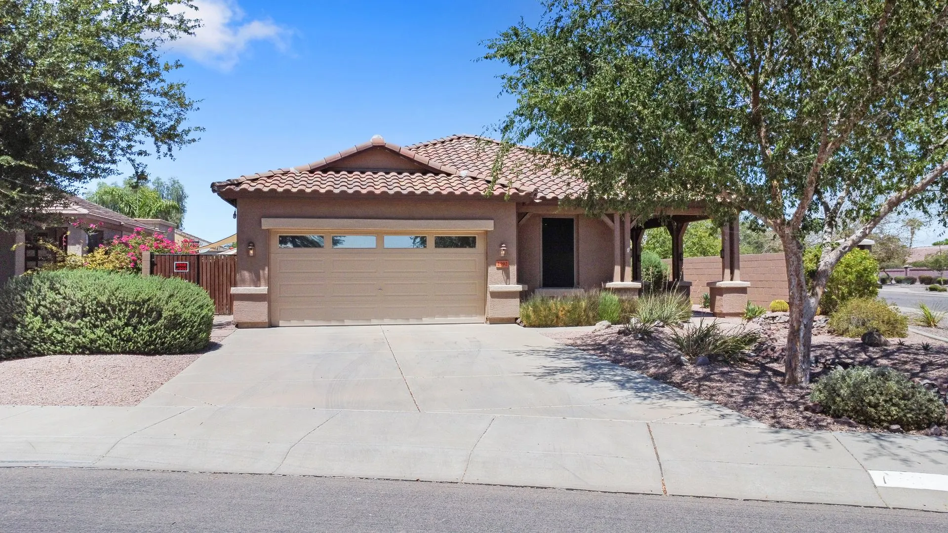 2992 East Ravenswood Drive, Gilbert, AZ 85298 photo 4