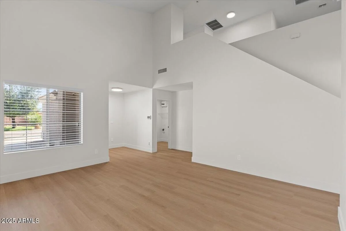 2289 W Hayden Peak Dr San Tan Valley, AZ 85144 photo 5