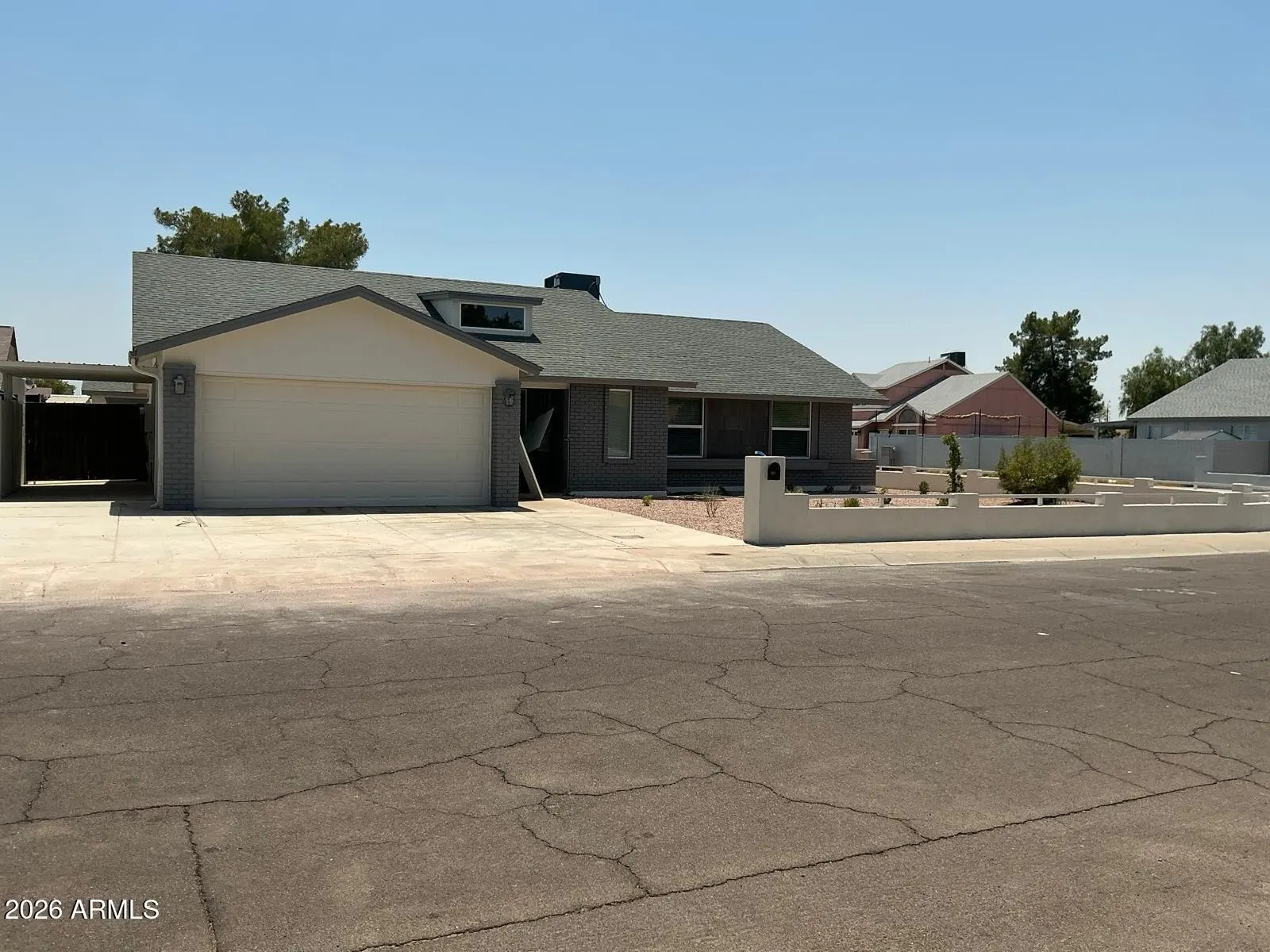 8837 W Highland Ave Phoenix, AZ 85037
