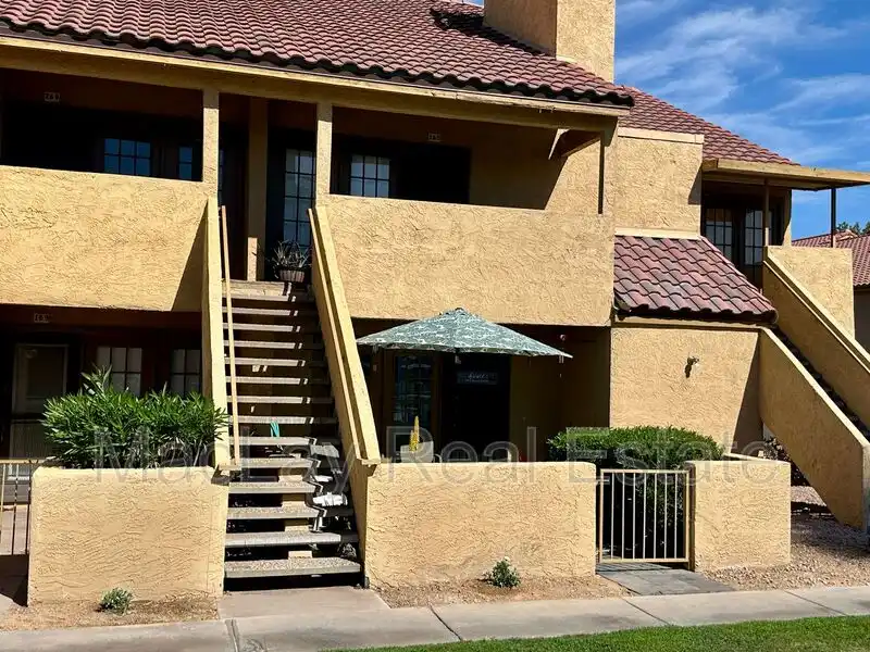 4901 S Calle Los Cerros Dr photo 2