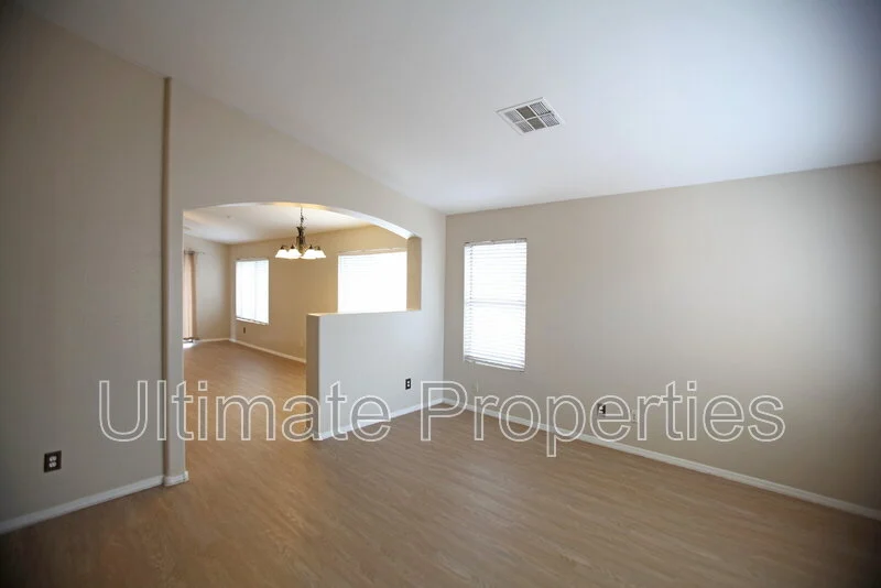 14944 W Maui Ln photo 5