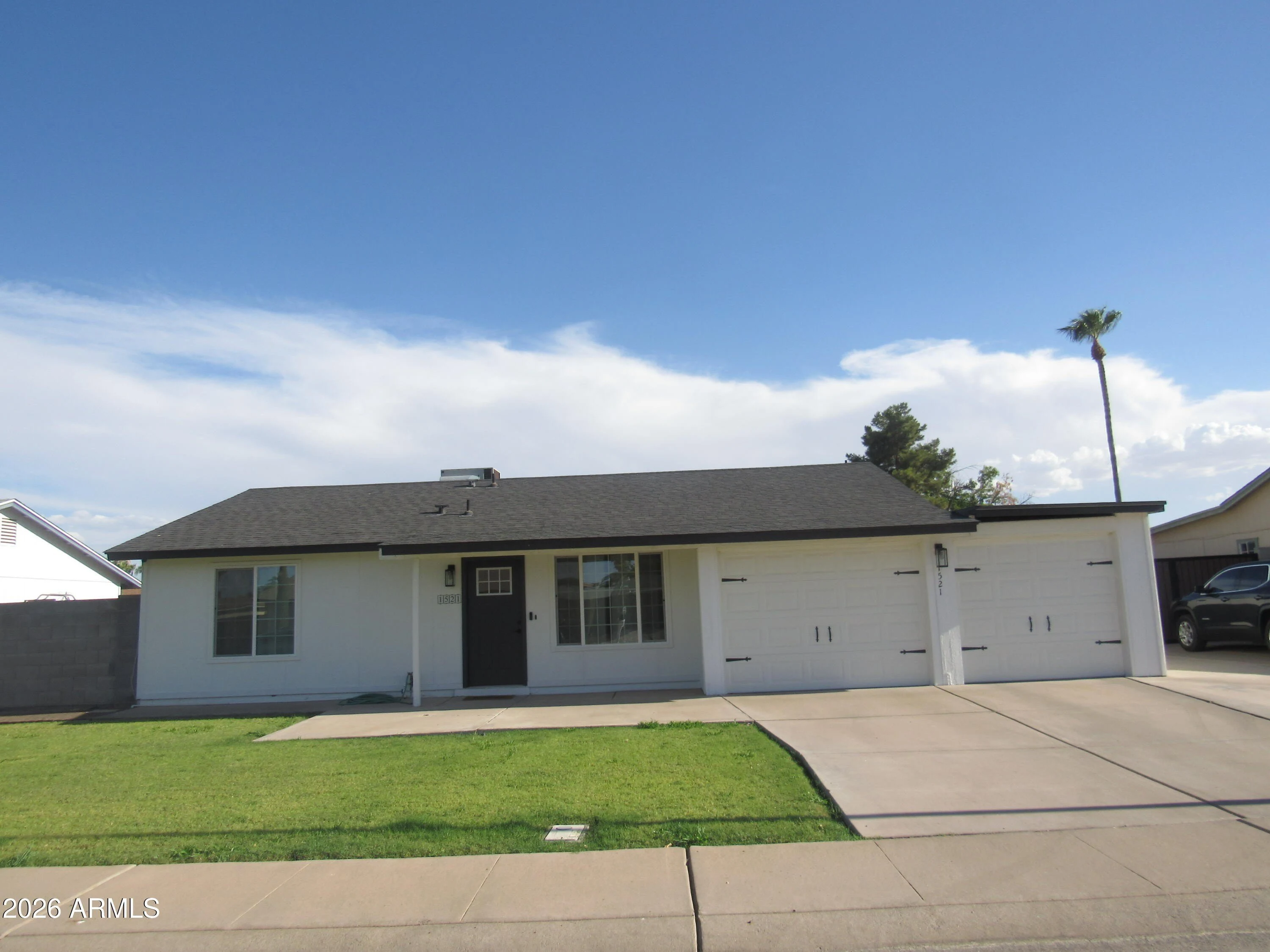 1521 W Marlboro Dr photo 3