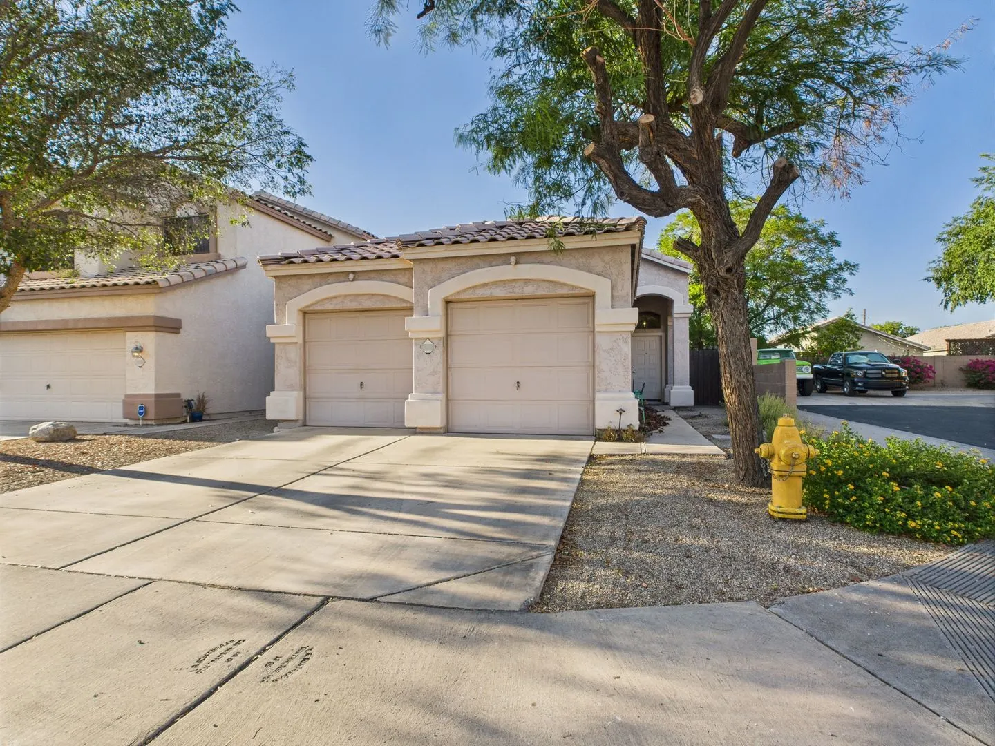 Charming 2-Bed Single-Story Home in Gated North Canyon Ranch | Pool & Turf