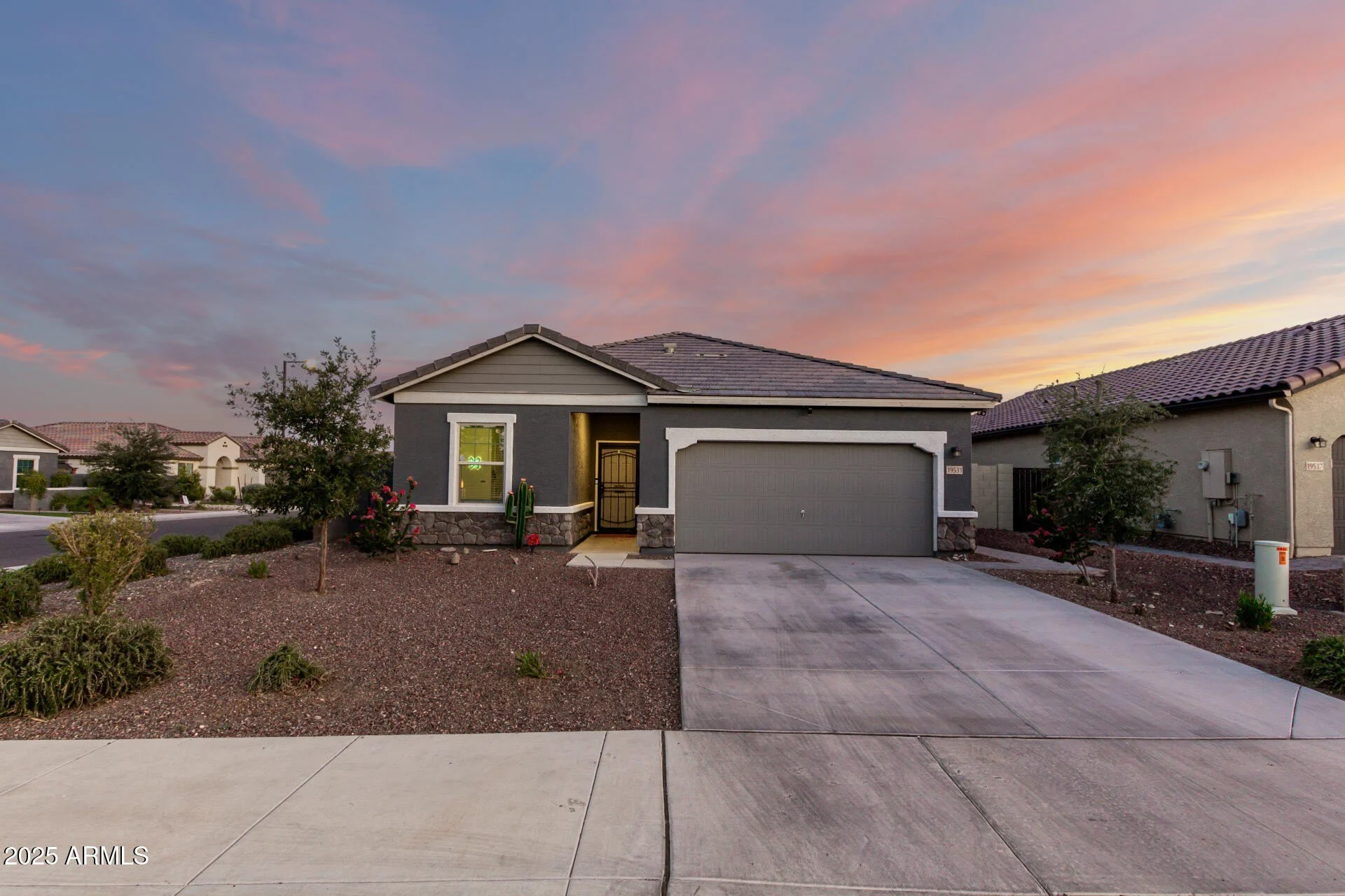 19531 W PALO VERDE Drive photo 2