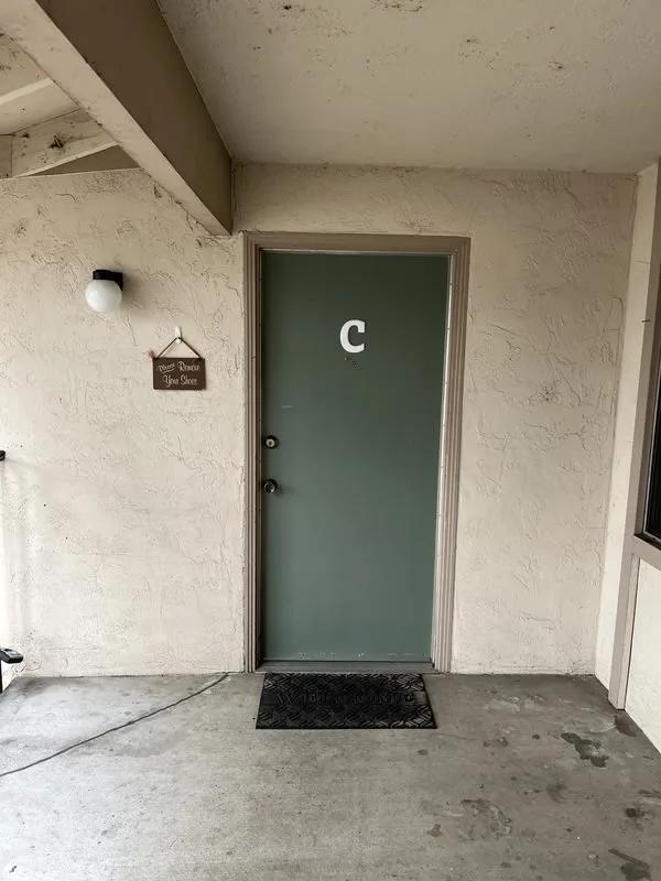 1305 Southwest Blvd photo 2