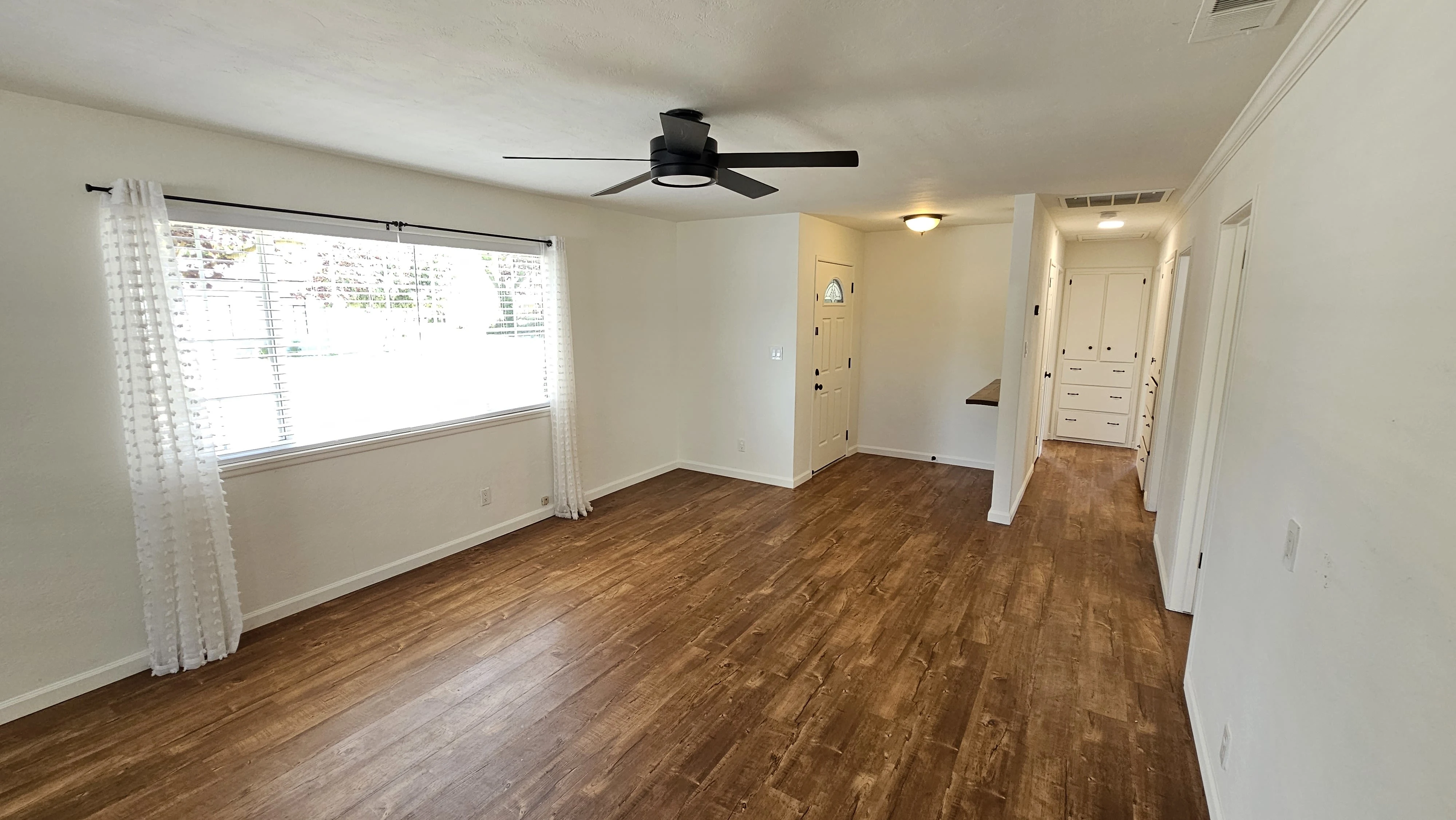 1705 Wall St photo 5