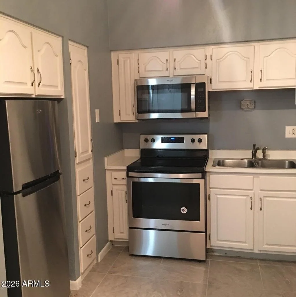 357 E Thomas Rd Phoenix, AZ 85012 photo 2