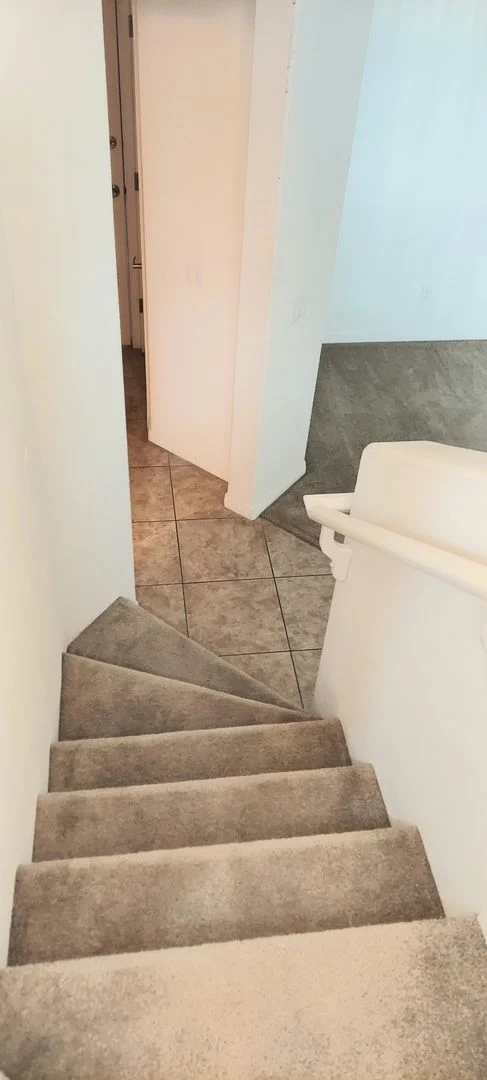 Great Downtown Chandler Location! Three Story Townhome! photo 4
