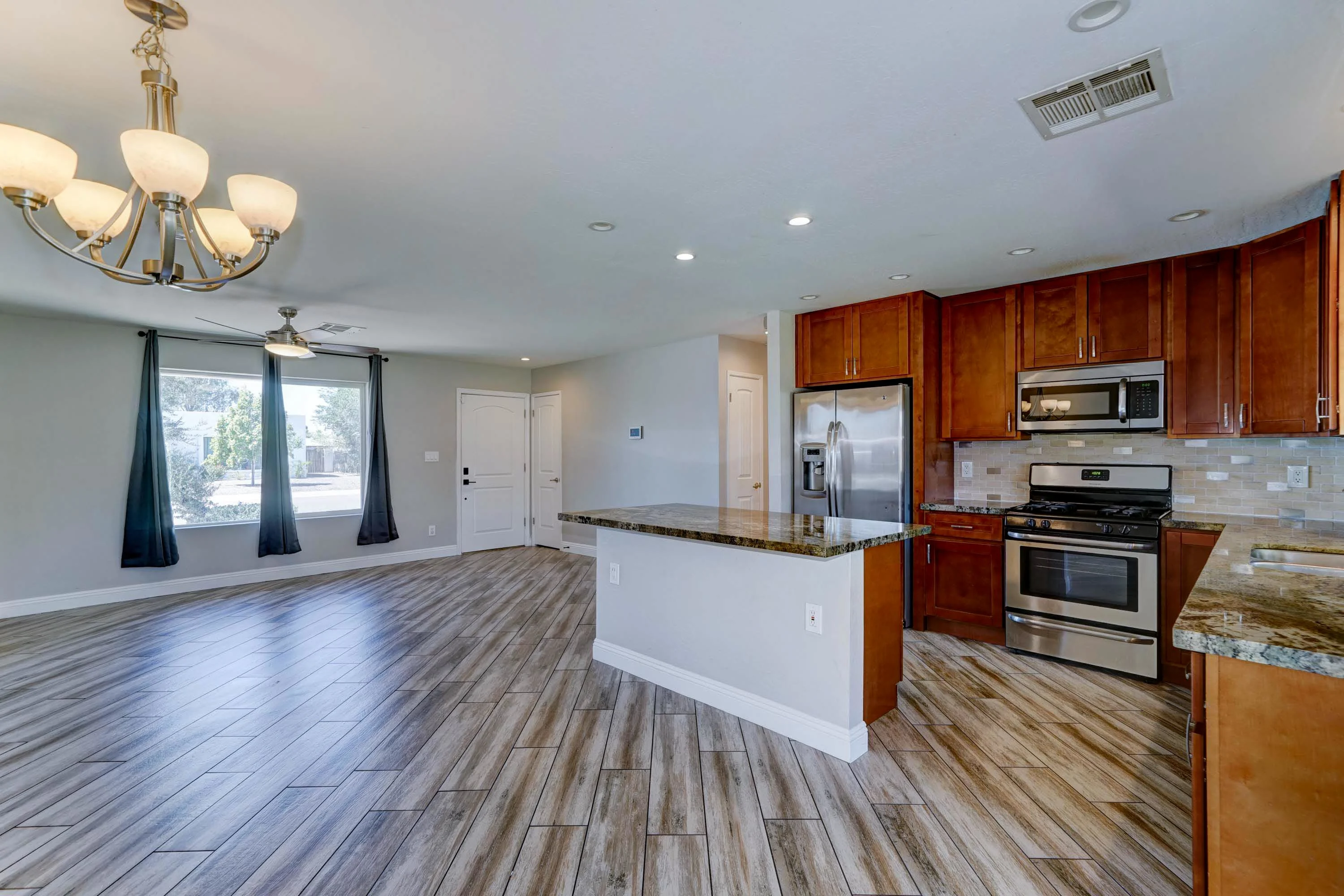 1716 West Villa Theresa Drive photo 4