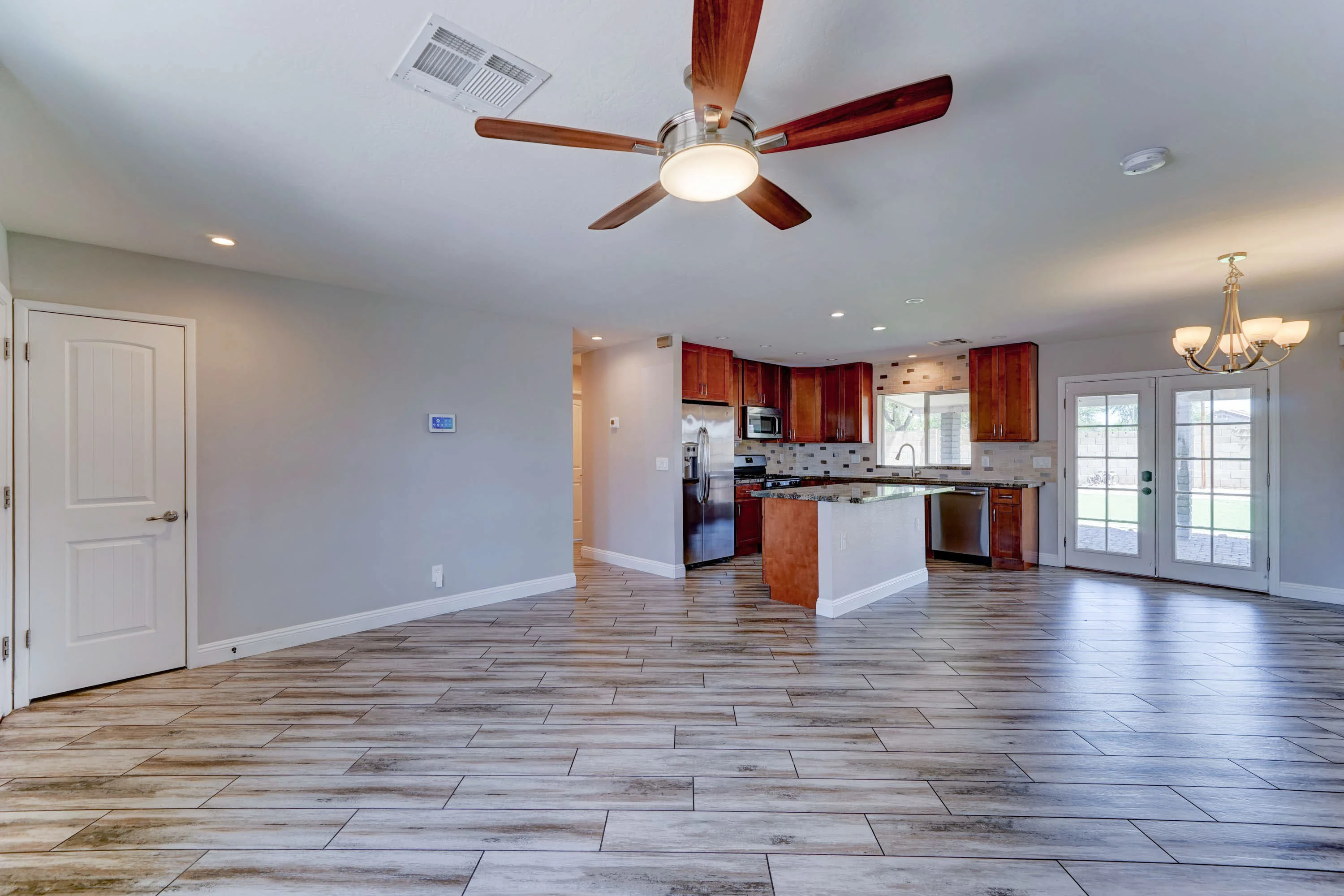 1716 West Villa Theresa Drive photo 3