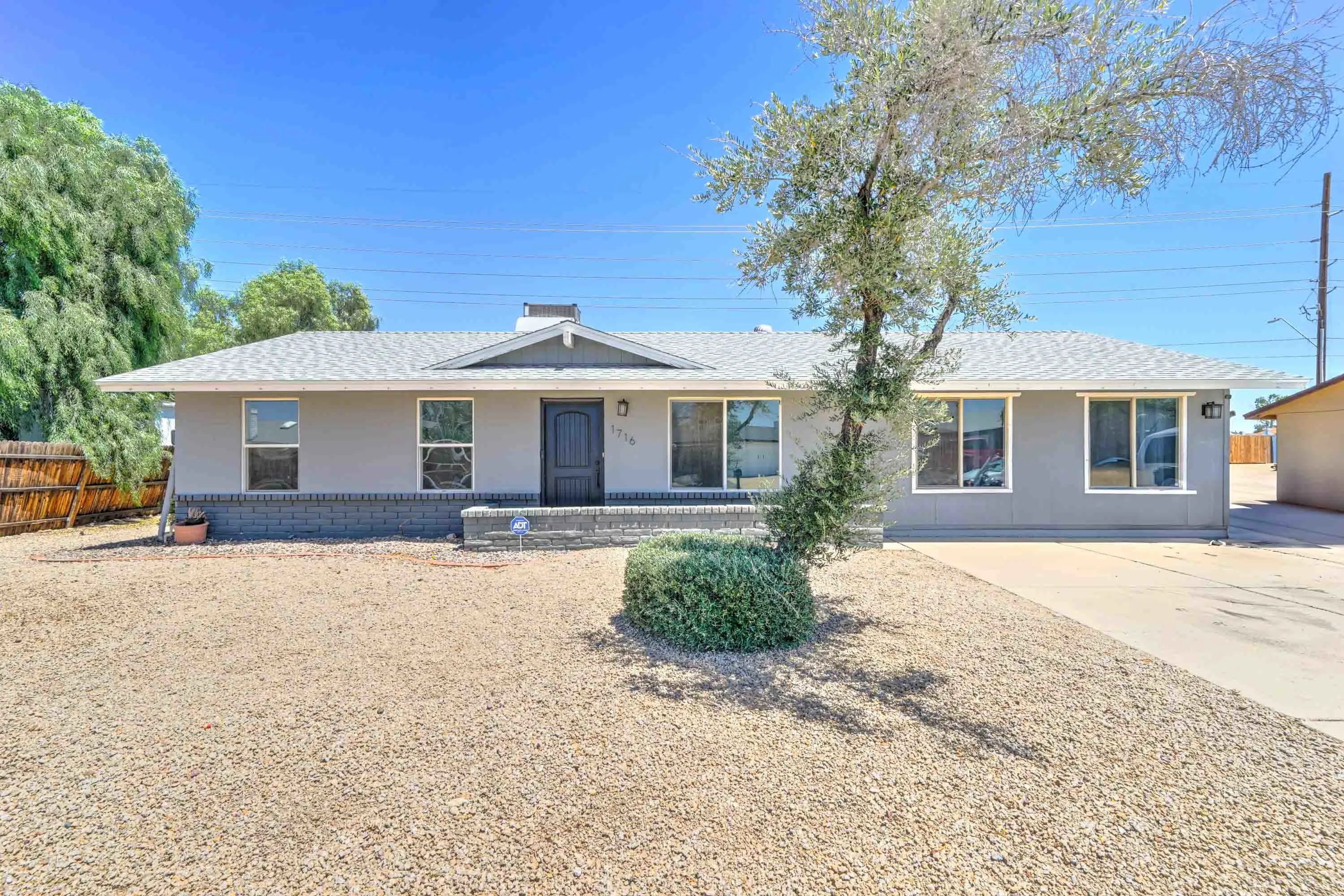 1716 West Villa Theresa Drive