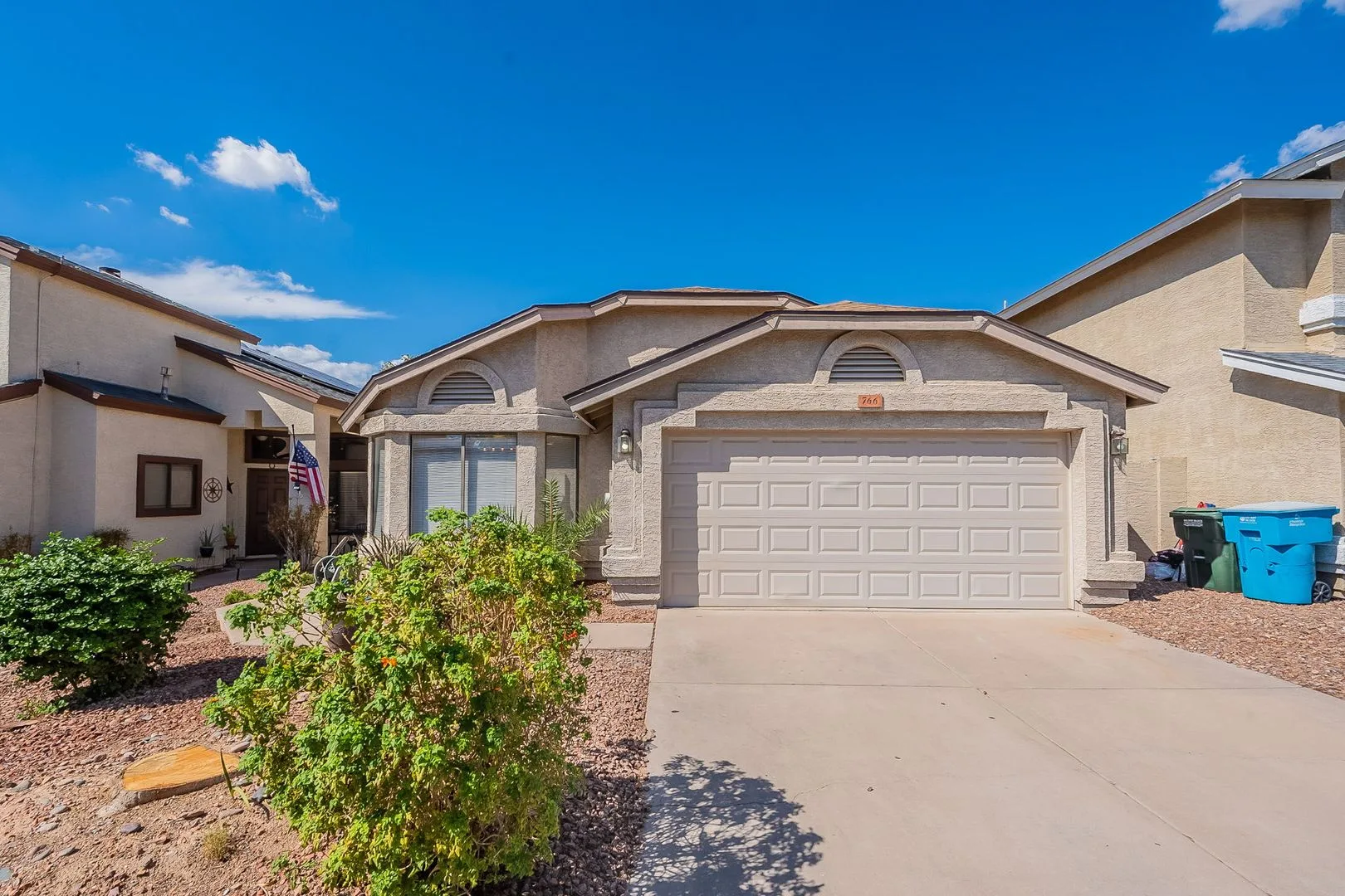 766 East Rosemonte Drive, Phoenix, AZ 85024 photo 2