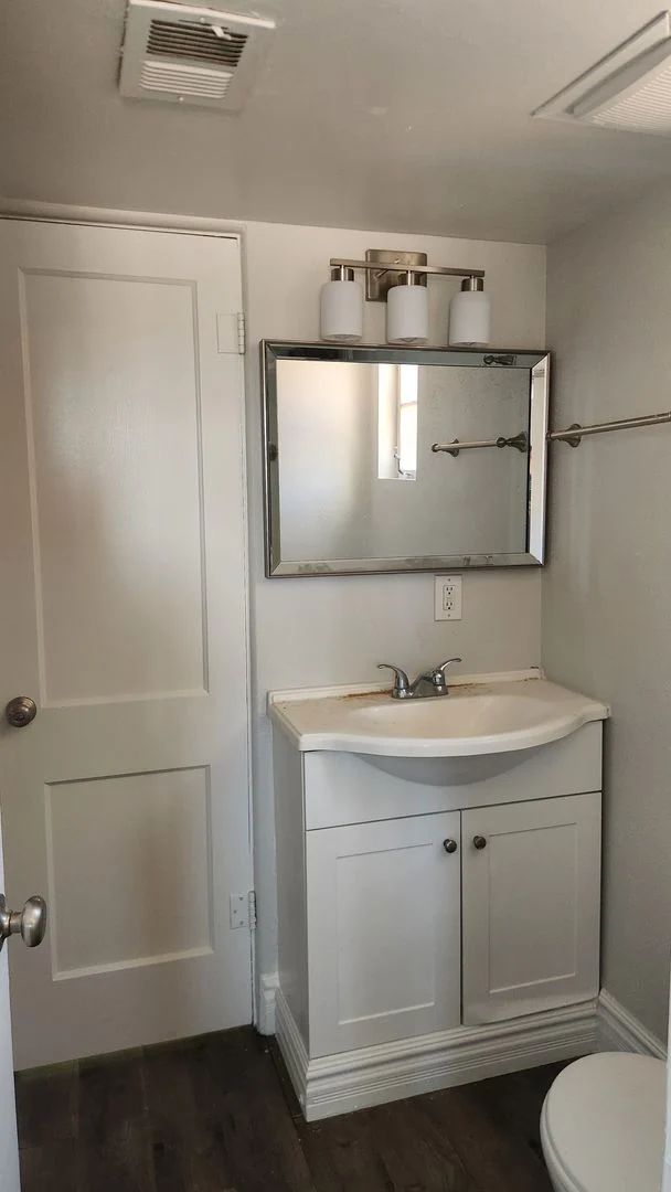 803 West Luke Avenue, Phoenix, AZ 85013 photo 4