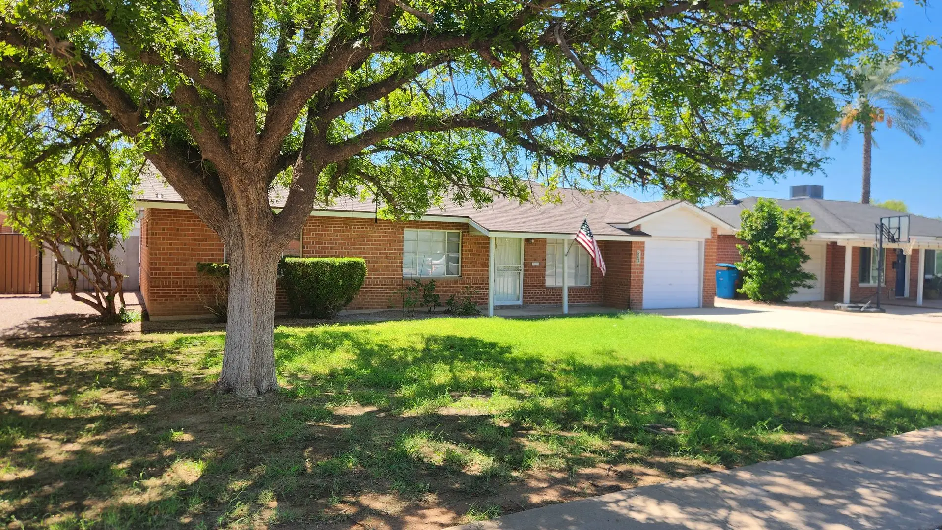 803 West Luke Avenue, Phoenix, AZ 85013 photo 2