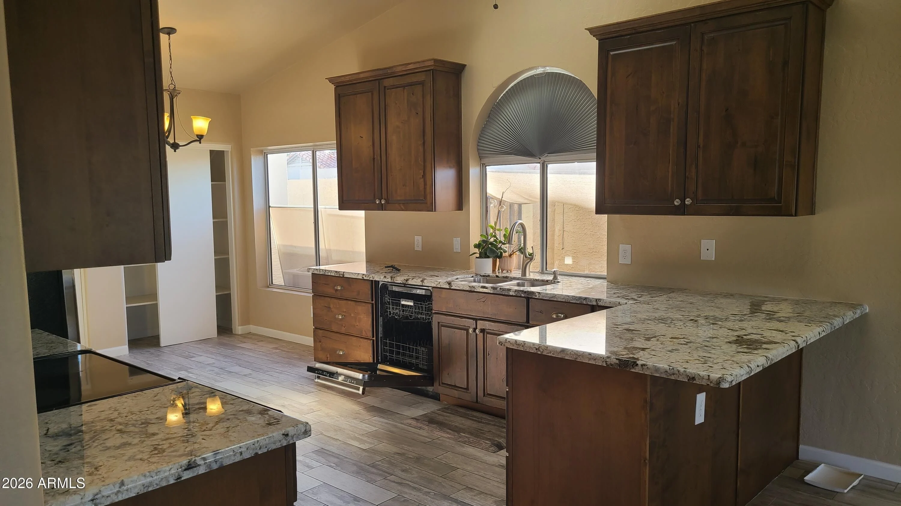 1002 E Hearne Way Gilbert, AZ 85234 photo 3