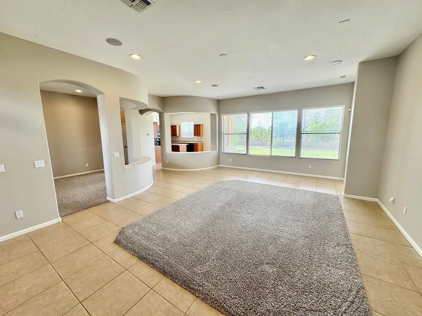 33007 North 23rd Avenue, Phoenix, AZ 85085 photo 3
