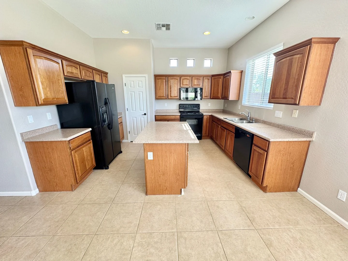 33007 North 23rd Avenue, Phoenix, AZ 85085 photo 4