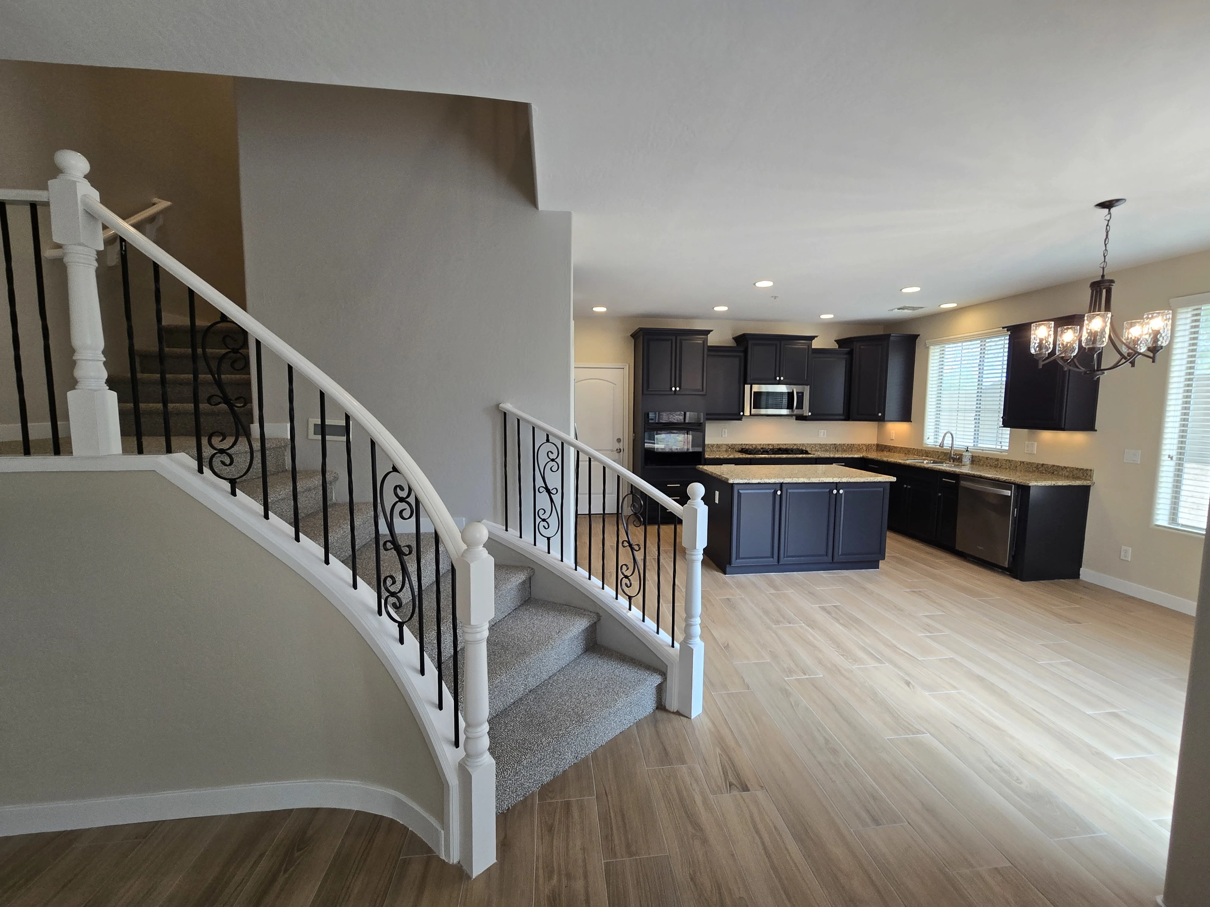 3922 E Cat Balue Dr photo 5
