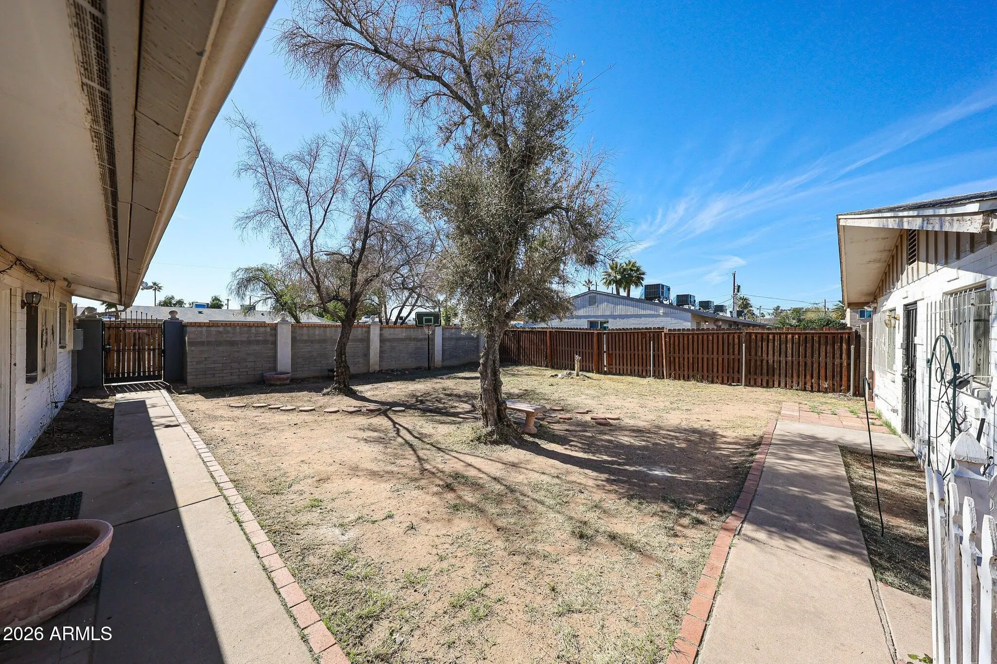 2226 W Heatherbrae Dr Phoenix, AZ 85015 photo 4