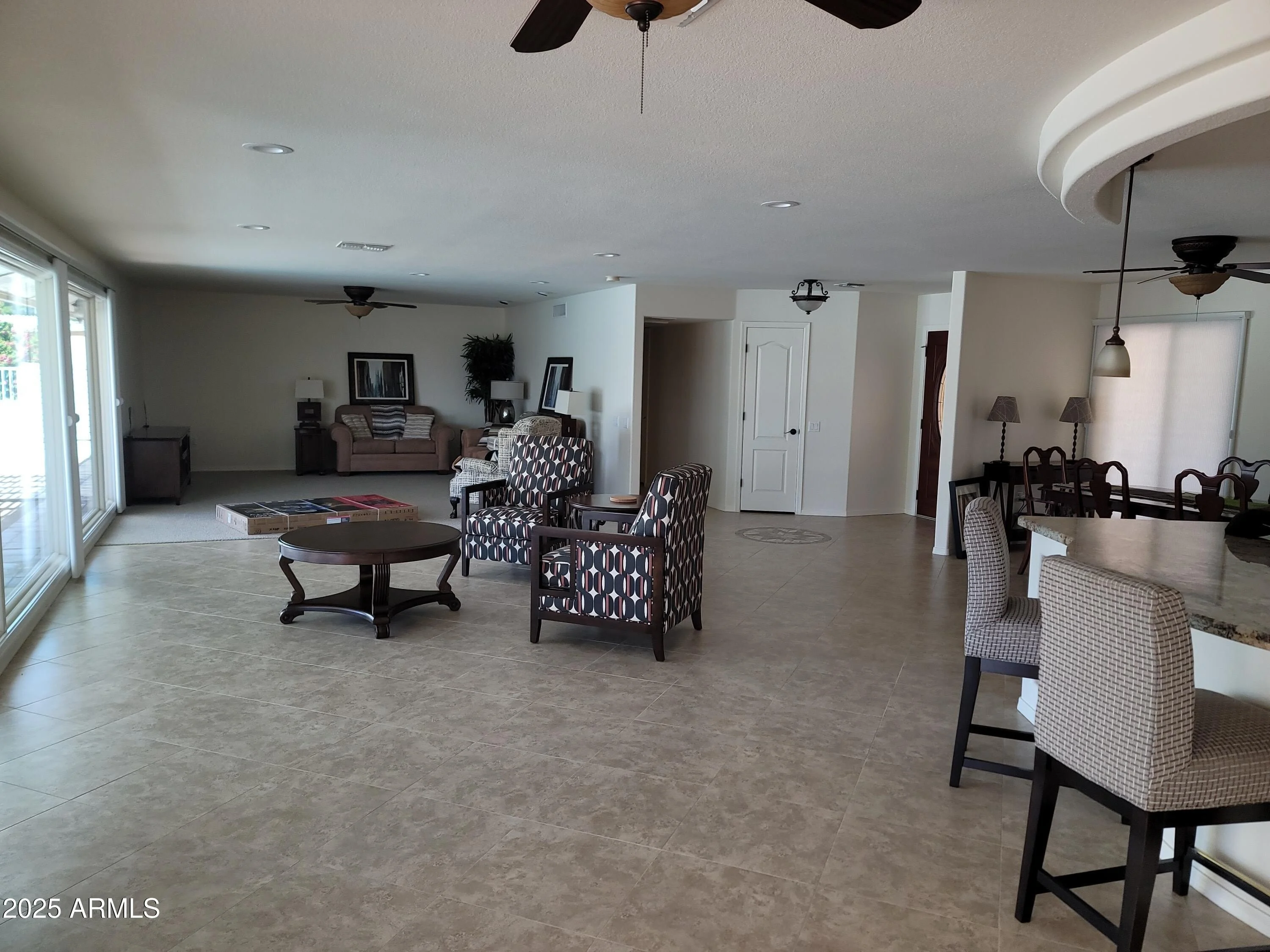17230 N Country Club Dr Sun City, AZ 85373 photo 2