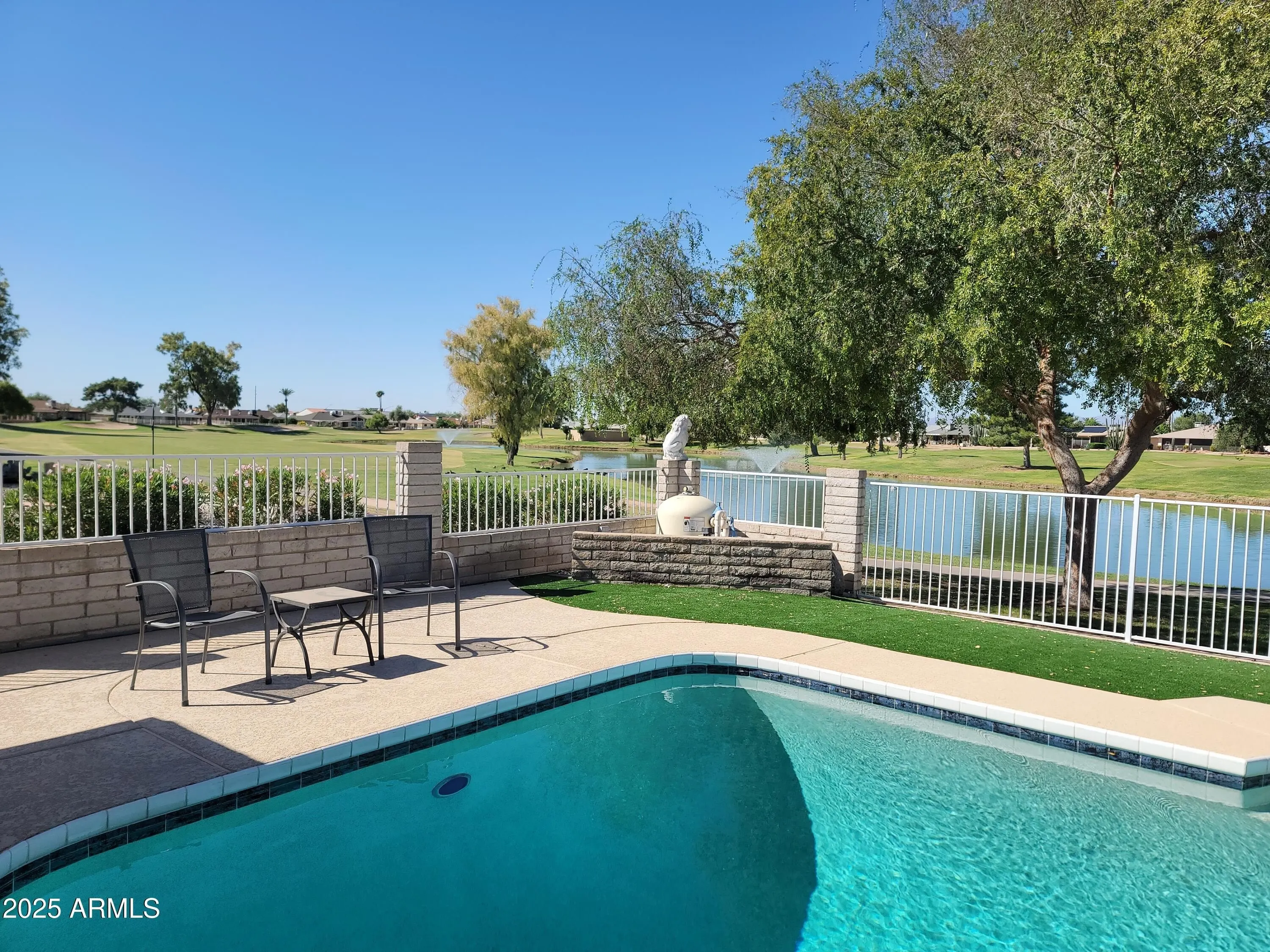 17230 N Country Club Dr Sun City, AZ 85373 photo 4