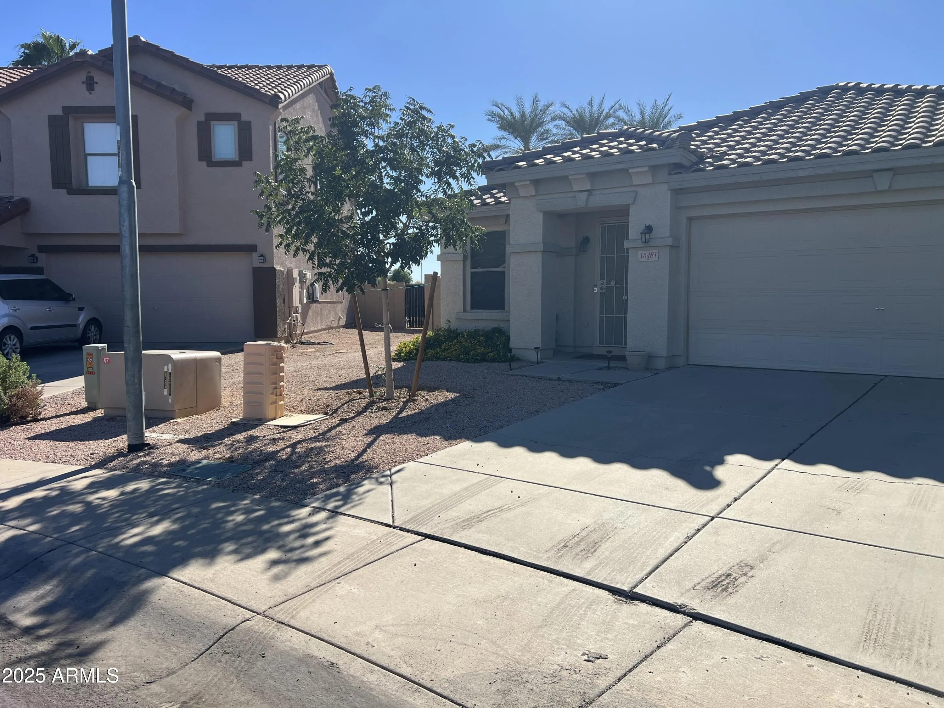 15481 W CAMERON Circle photo 3