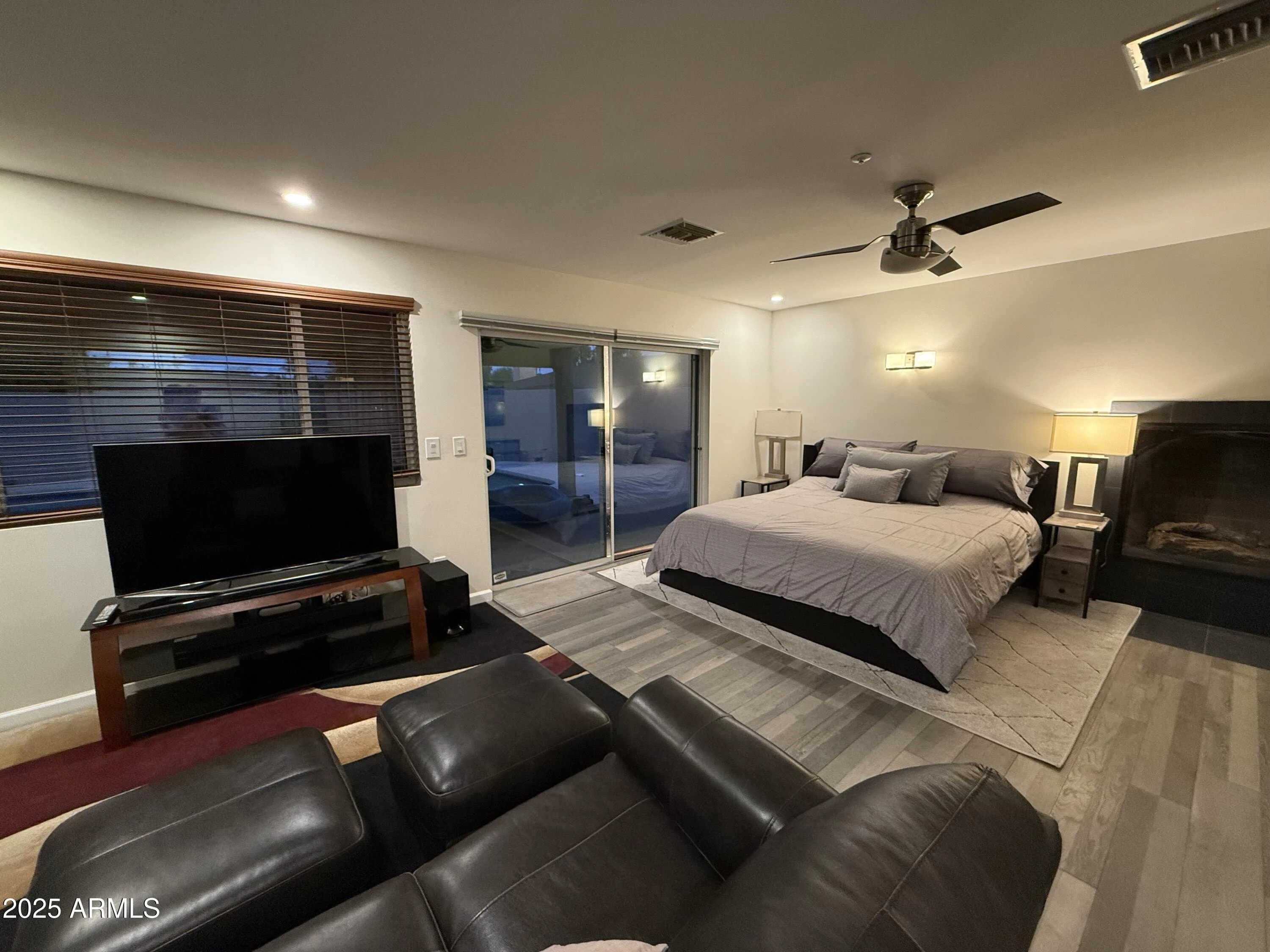 8361 E VIA DE ENCANTO photo 4