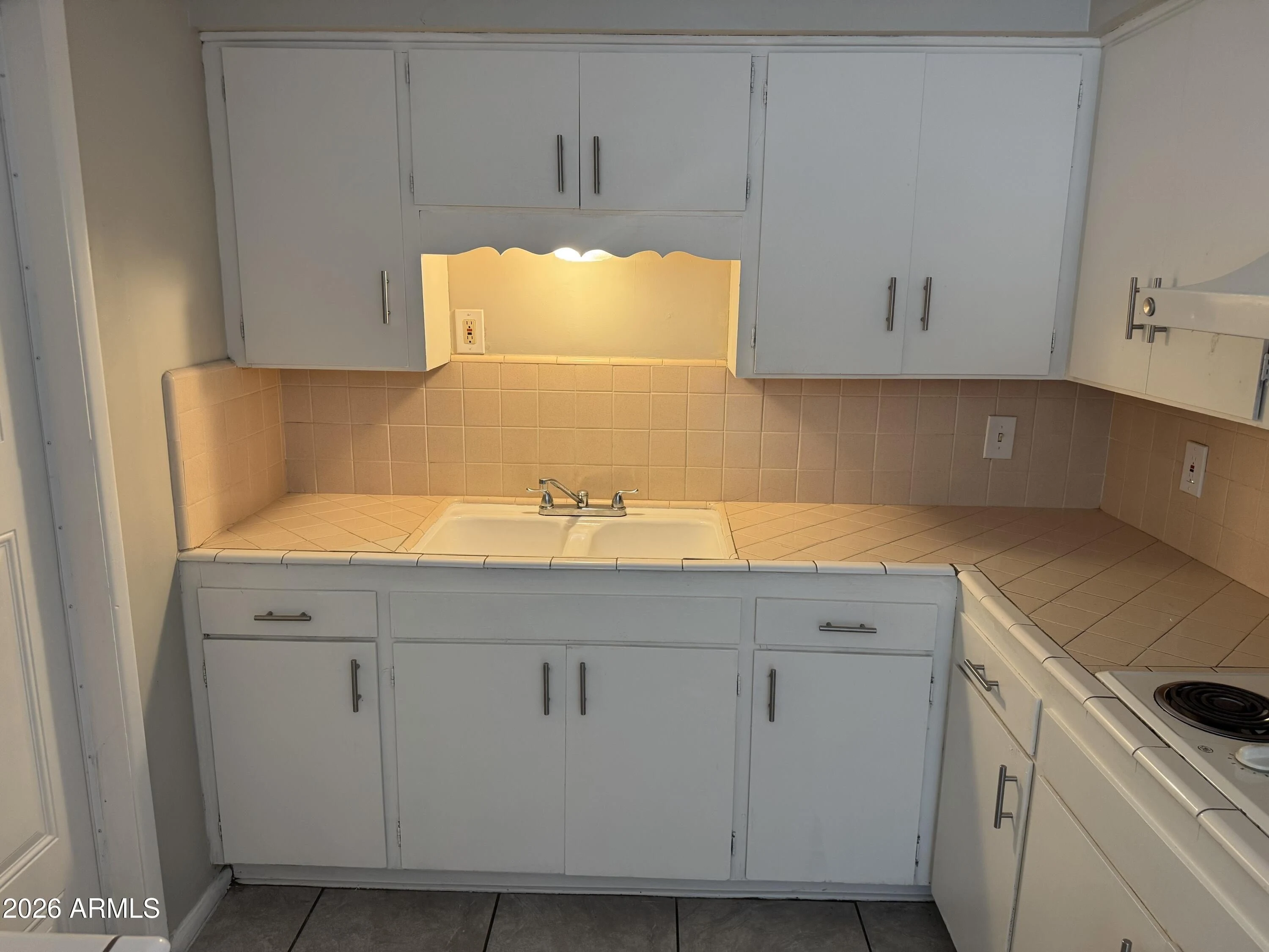62 S Allen #C photo 3