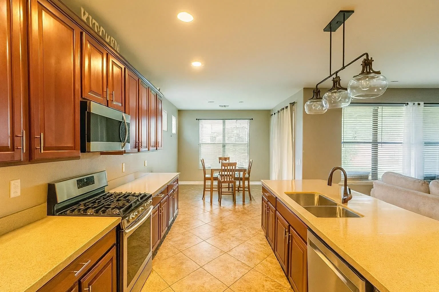 15697 W Westview Dr Goodyear, AZ 85395 photo 4