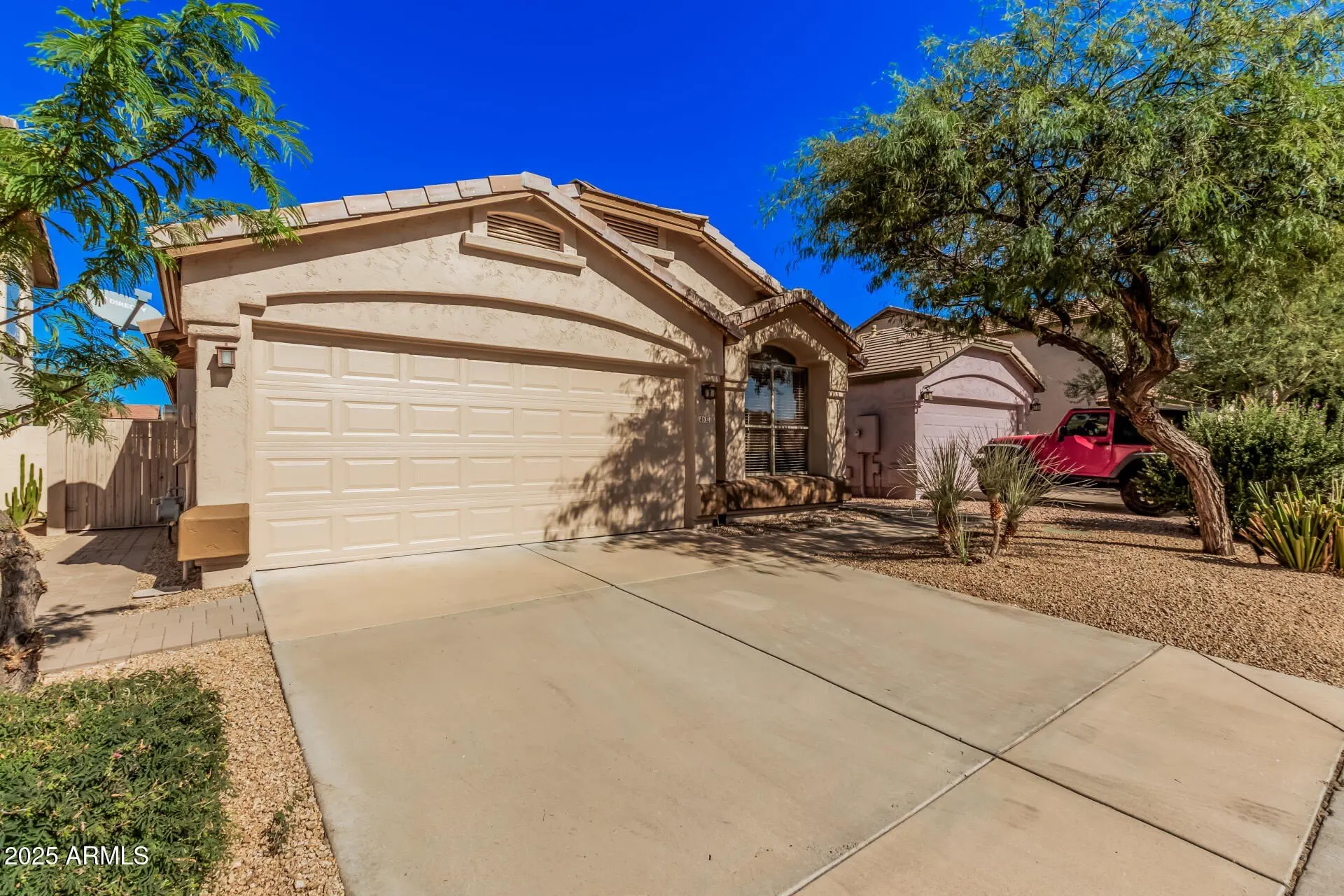 4632 E MOSSMAN Road photo 2