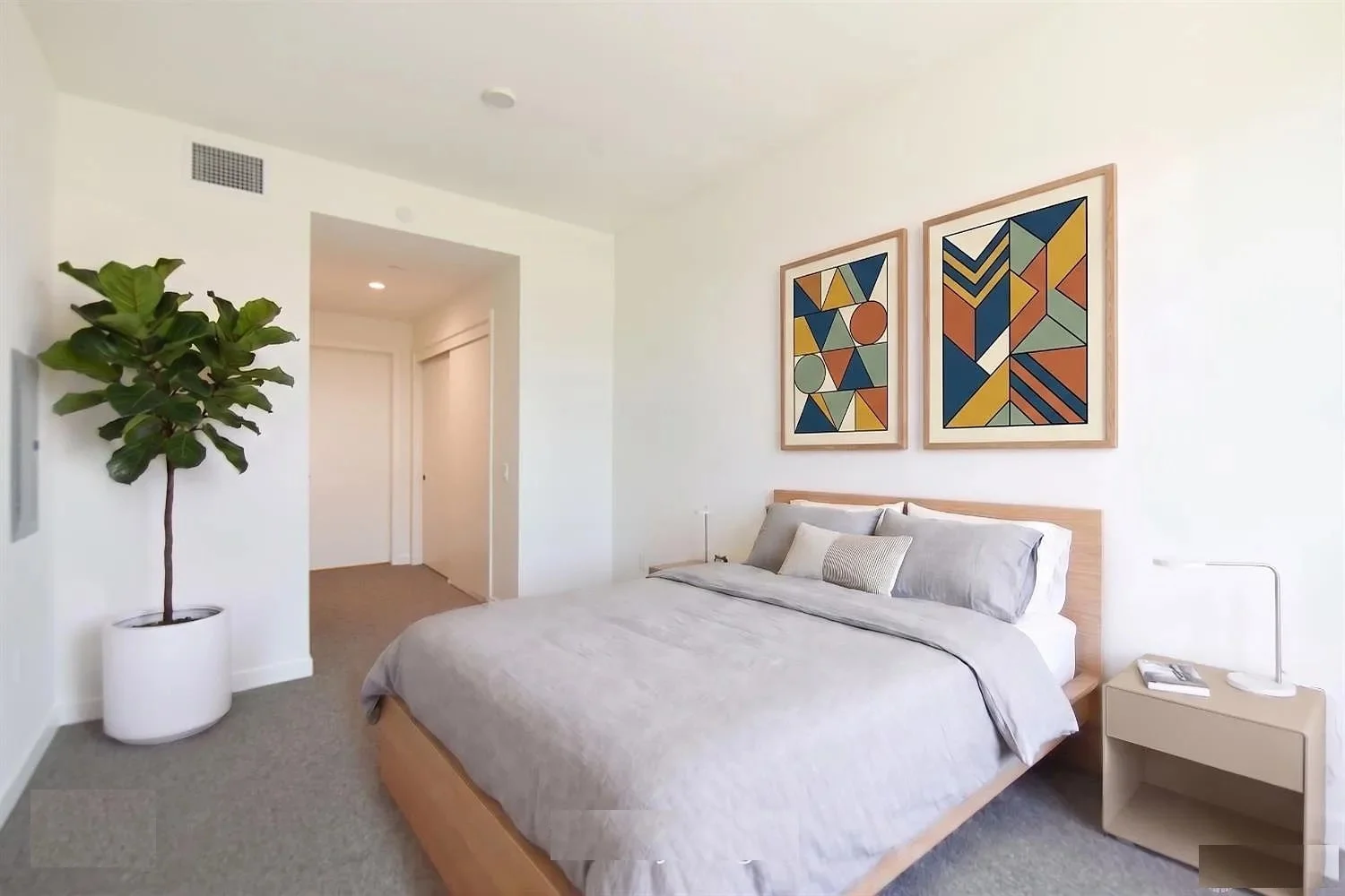 395 6th St Apt 305 photo 2
