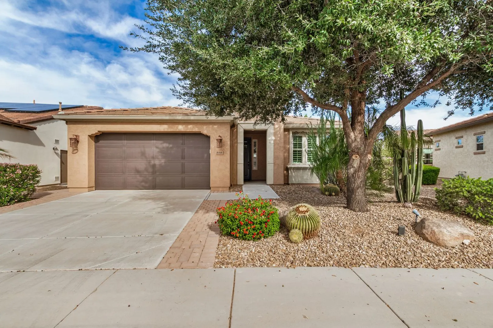 856 East Harmony Way, San Tan Valley, AZ 85140 photo 2