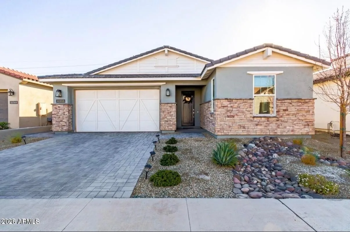 11353 N Luckenbach St Surprise, AZ 85388 photo 3
