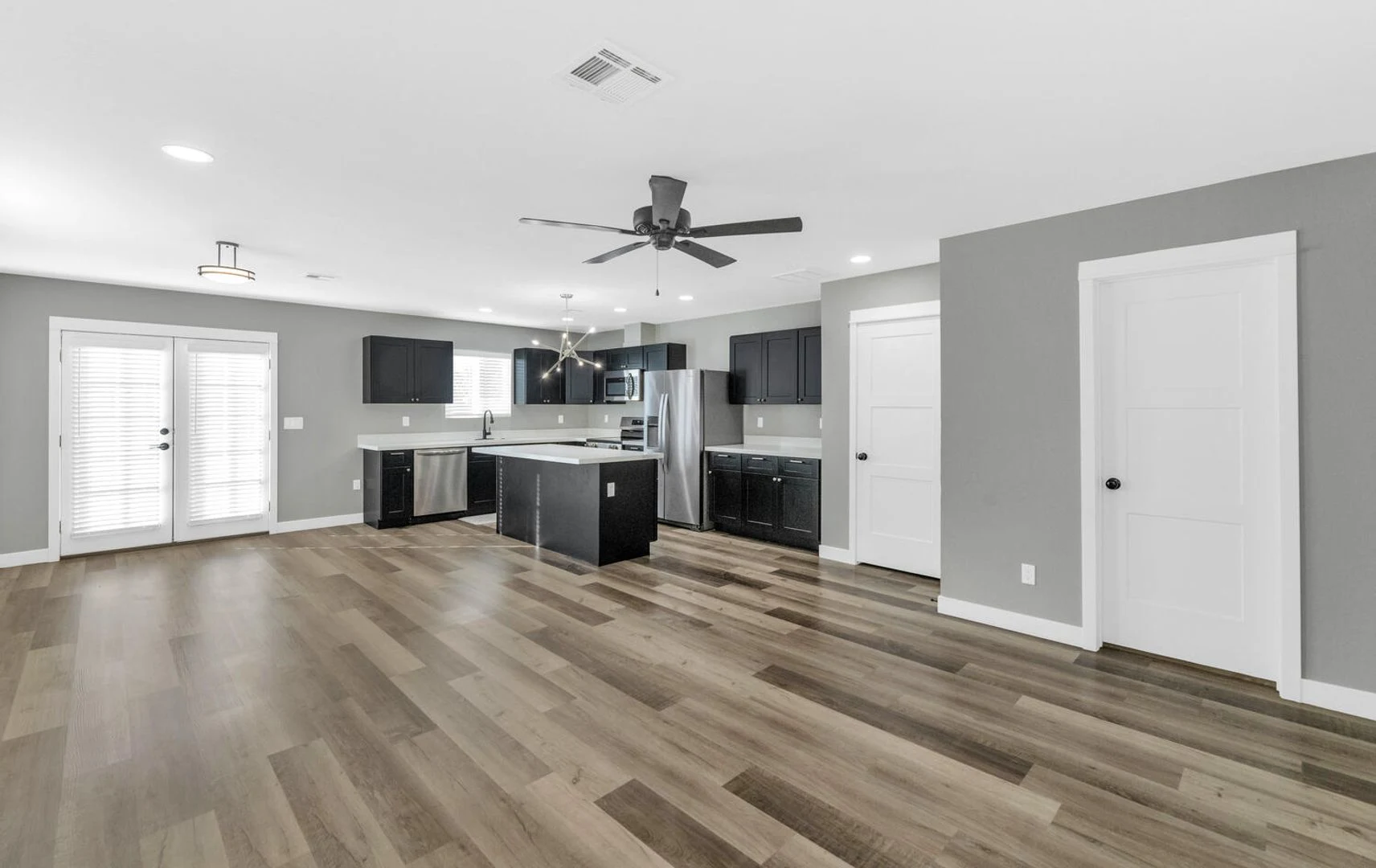 2509 E. Broadway Rd #4 Phoenix, AZ 85040 photo 4