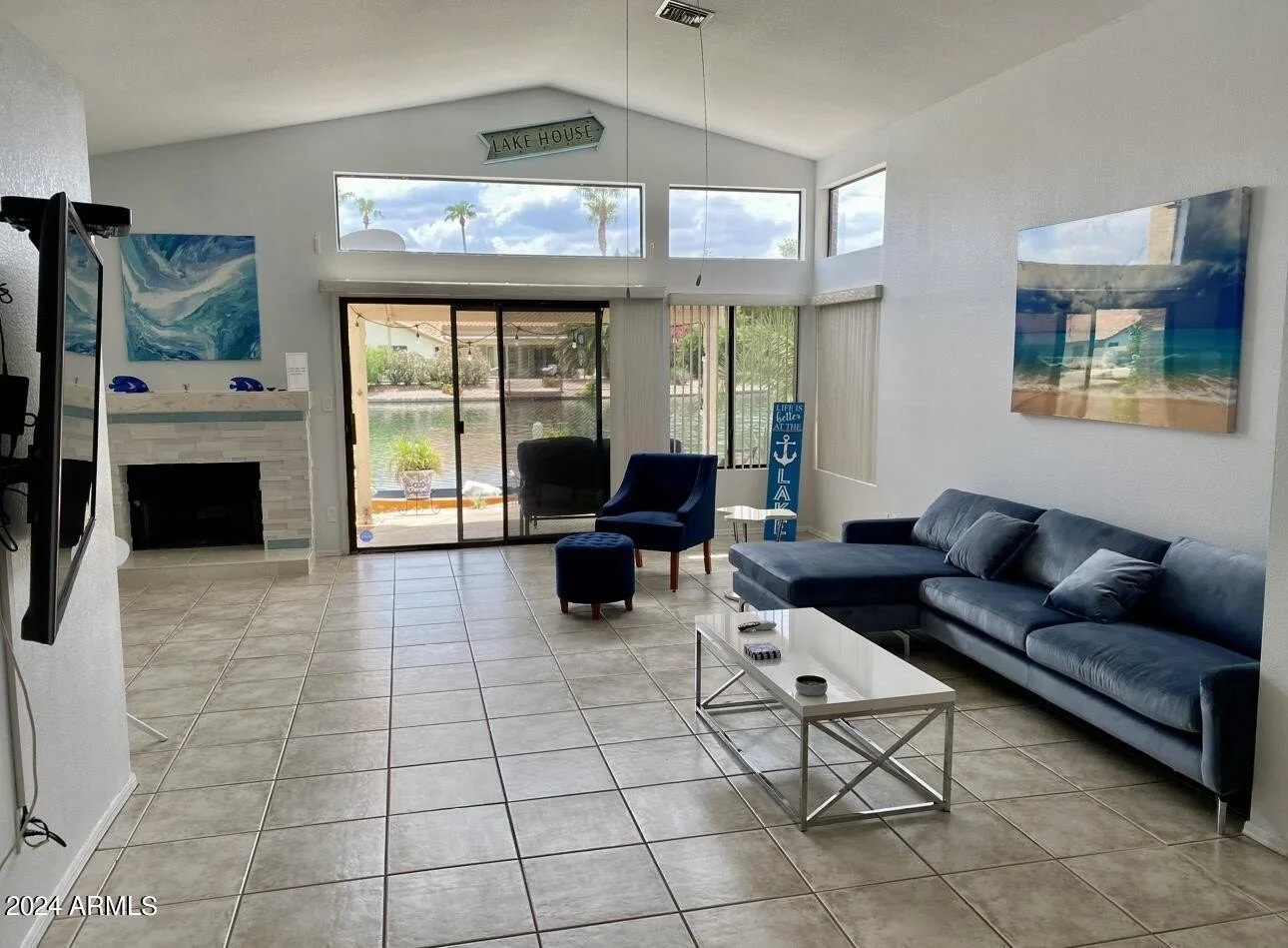 11025 W Poinsettia Dr Avondale, AZ 85392 photo 4