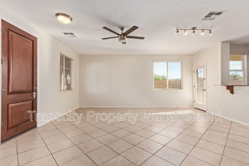 10221 E Isleta Ave Mesa, AZ 85209 photo 3