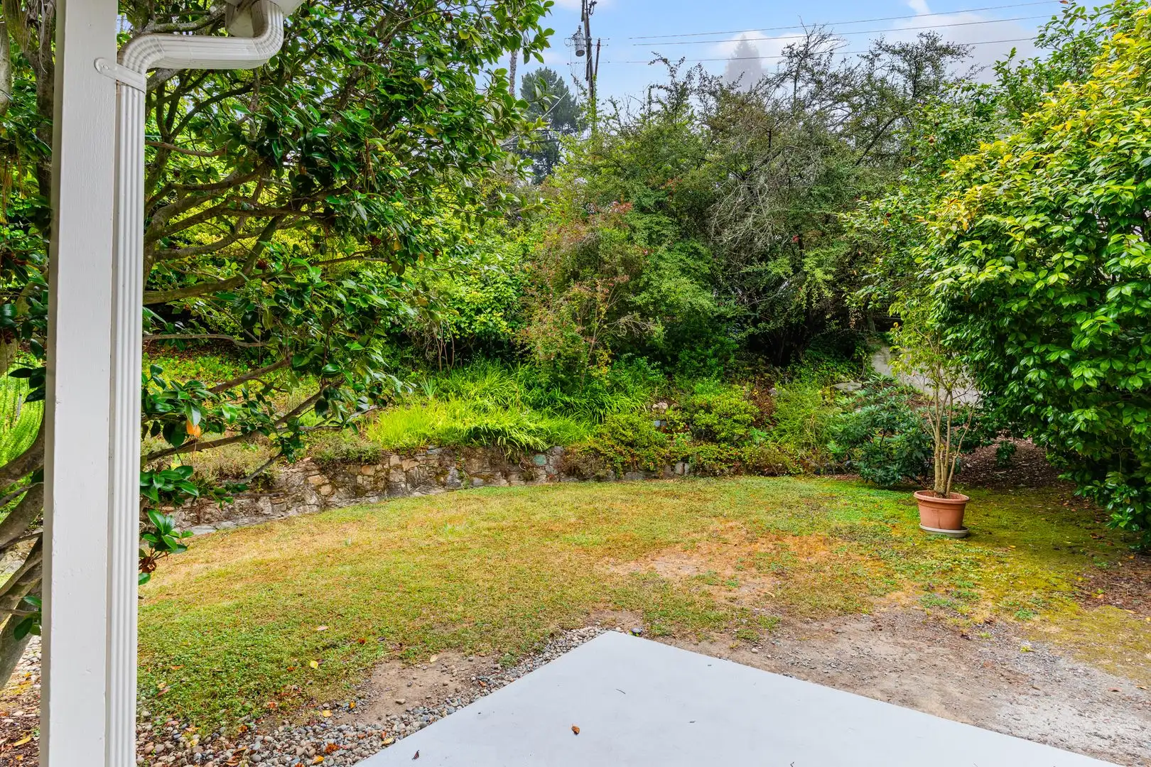 6857 Armour Drive, Oakland, CA 94611 photo 4