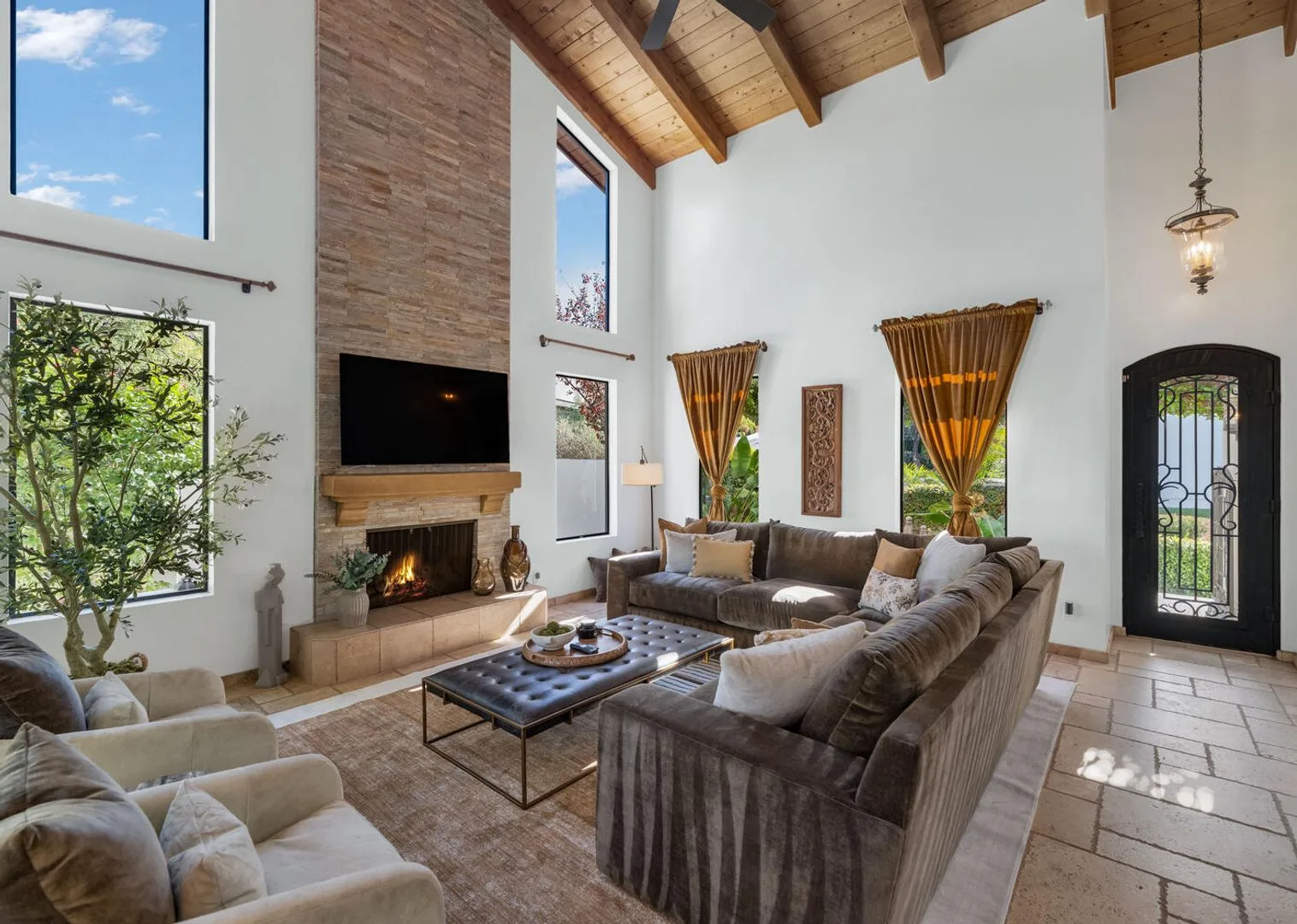 Rates Vary: $5,995 - $9,995 photo 3