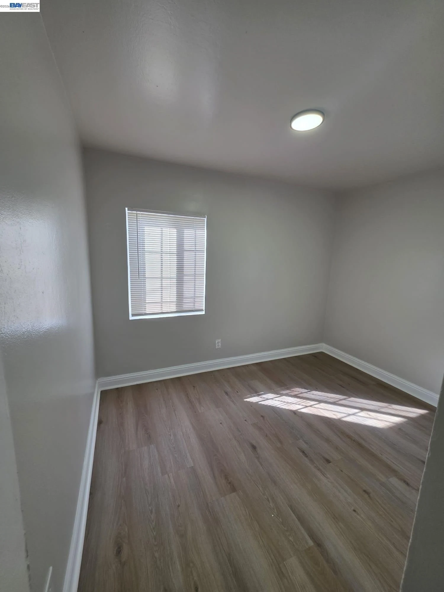 20331 Concord Ave Hayward, CA 94541 photo 2