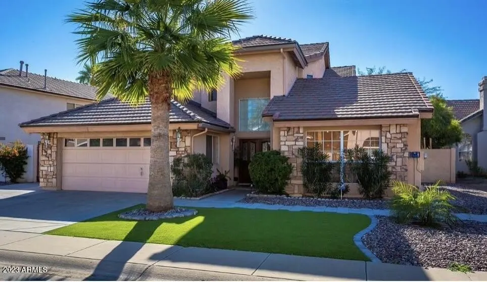 11015 W Laurelwood Ln Avondale, AZ 85392 photo 2
